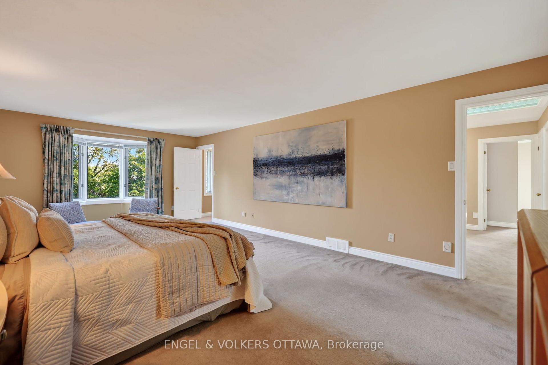 Photo 20 of 2106 Lamira Street, Ottawa, Applewood Acres — HOMEH