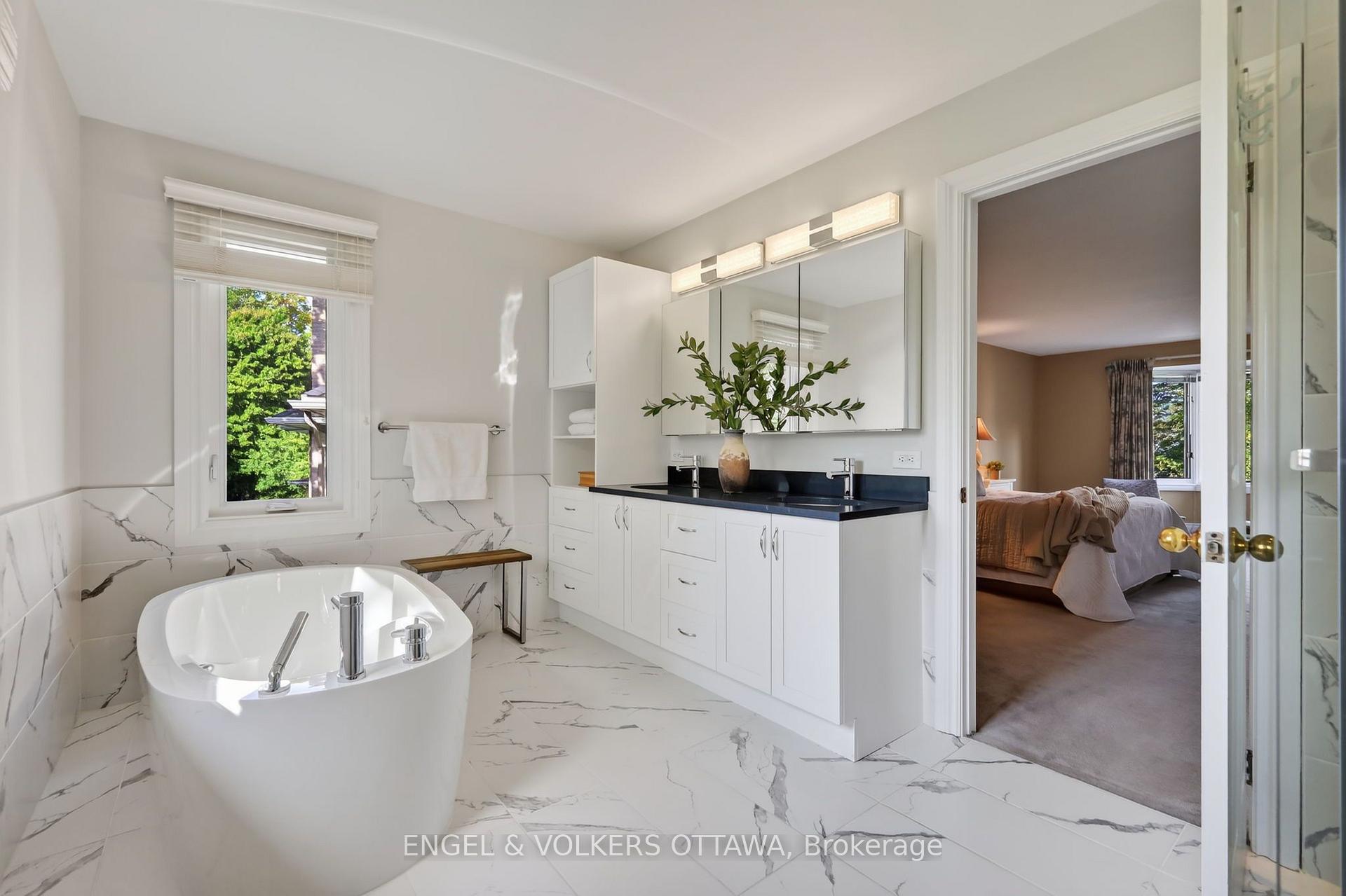 Photo 22 of 2106 Lamira Street, Ottawa, Applewood Acres — HOMEH