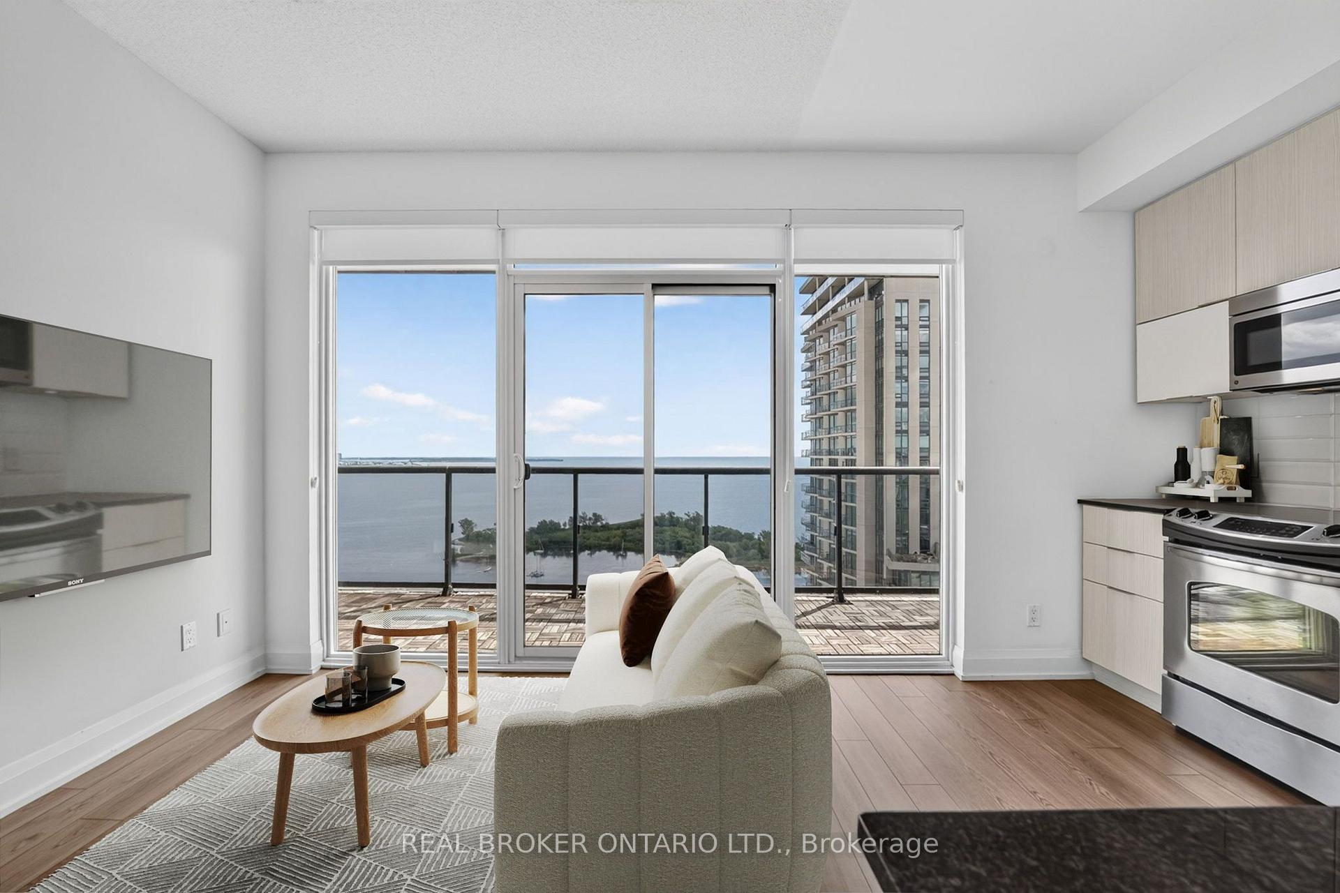 Photo 4 of Unit Unit 3002, 56 Annie Craig Drive, Etobicoke, Mimico — HOMEH