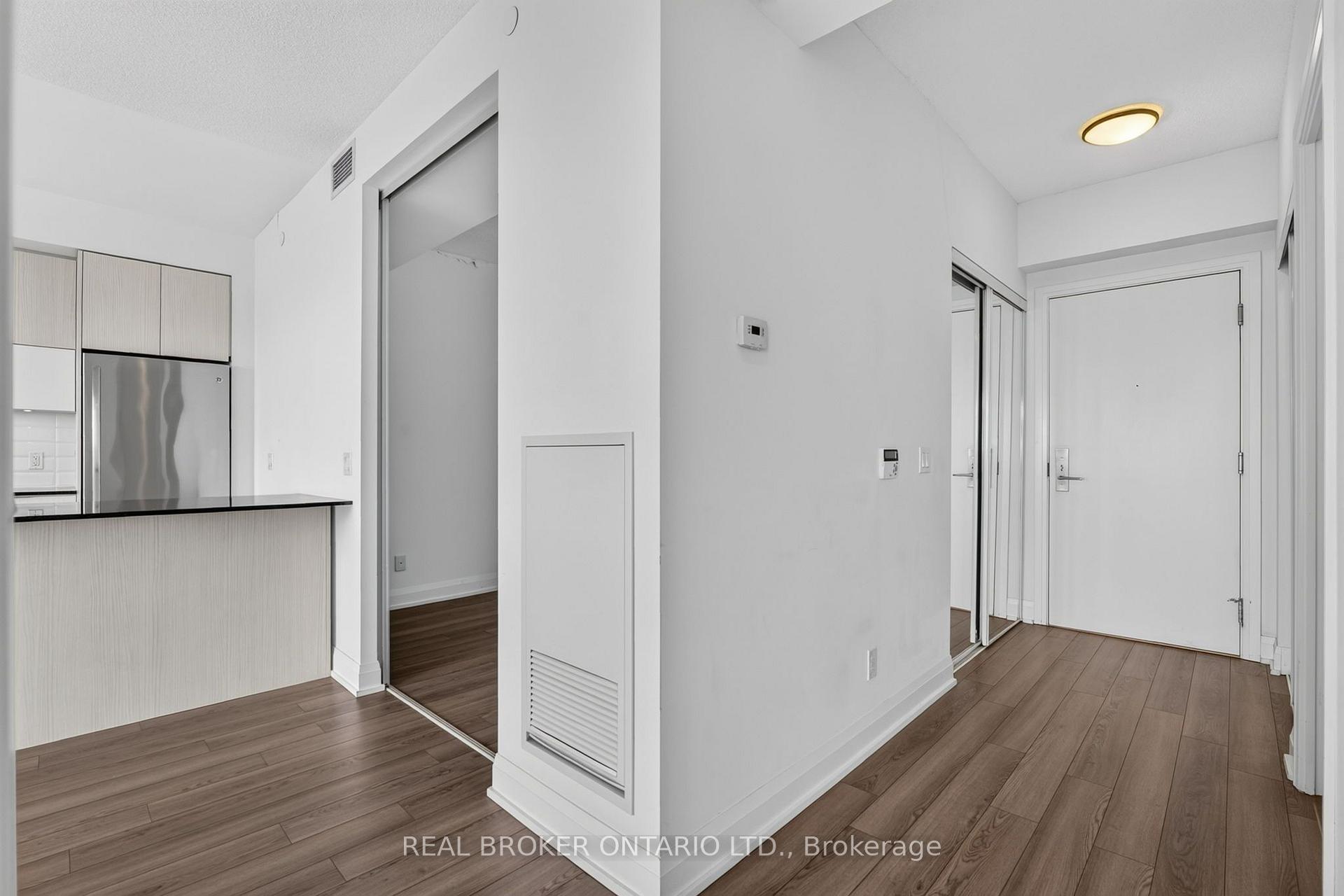 Photo 13 of Unit Unit 3002, 56 Annie Craig Drive, Etobicoke, Mimico — HOMEH
