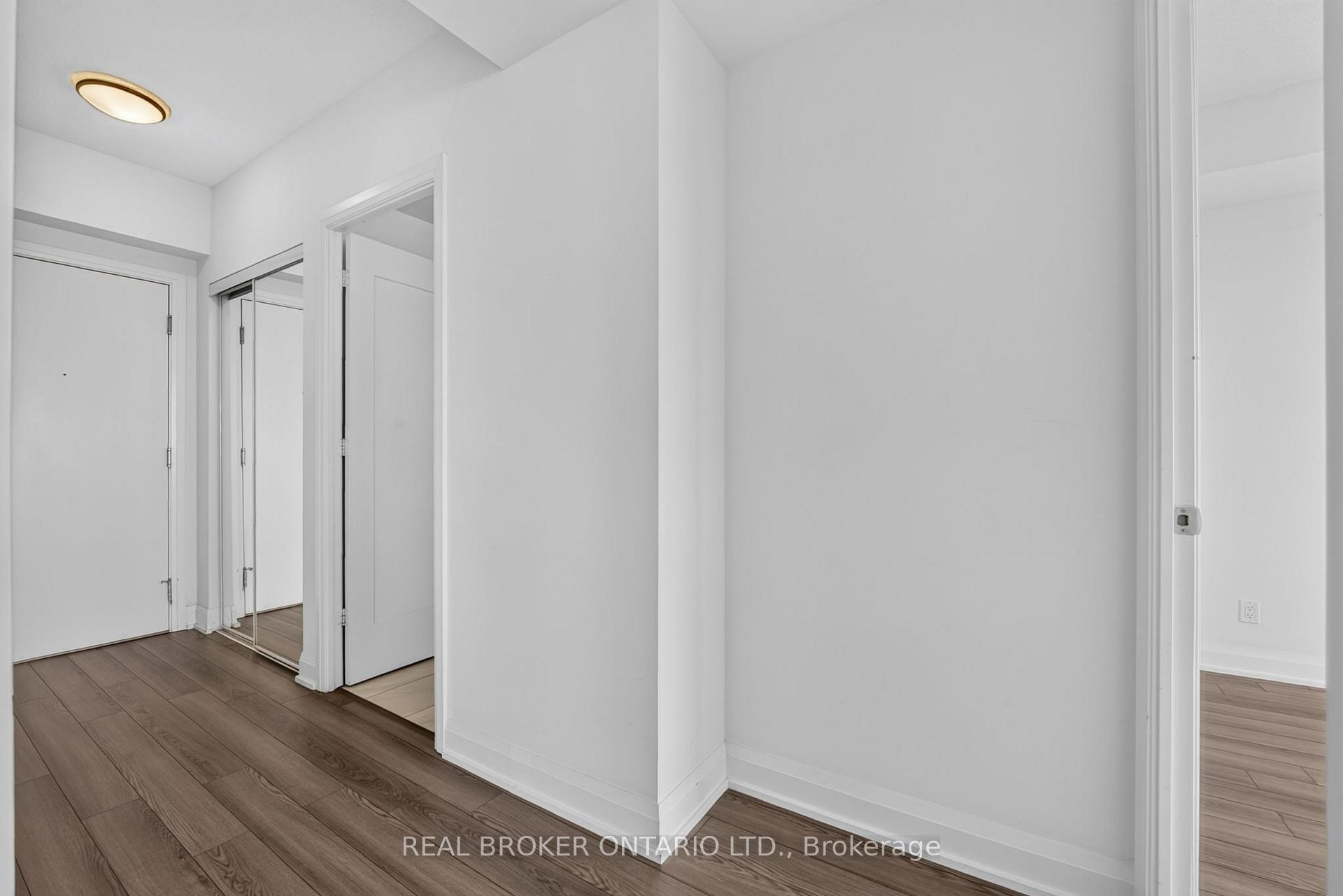 Photo 14 of Unit Unit 3002, 56 Annie Craig Drive, Etobicoke, Mimico — HOMEH