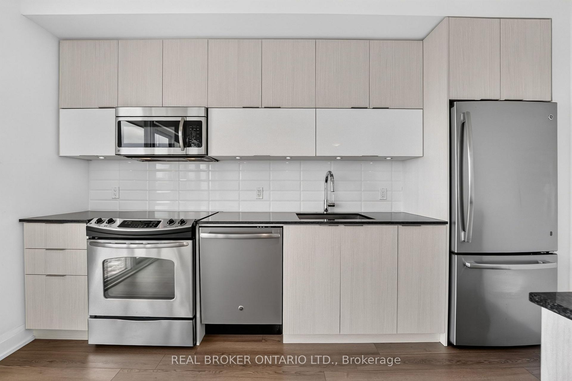 Photo 23 of Unit Unit 3002, 56 Annie Craig Drive, Etobicoke, Mimico — HOMEH