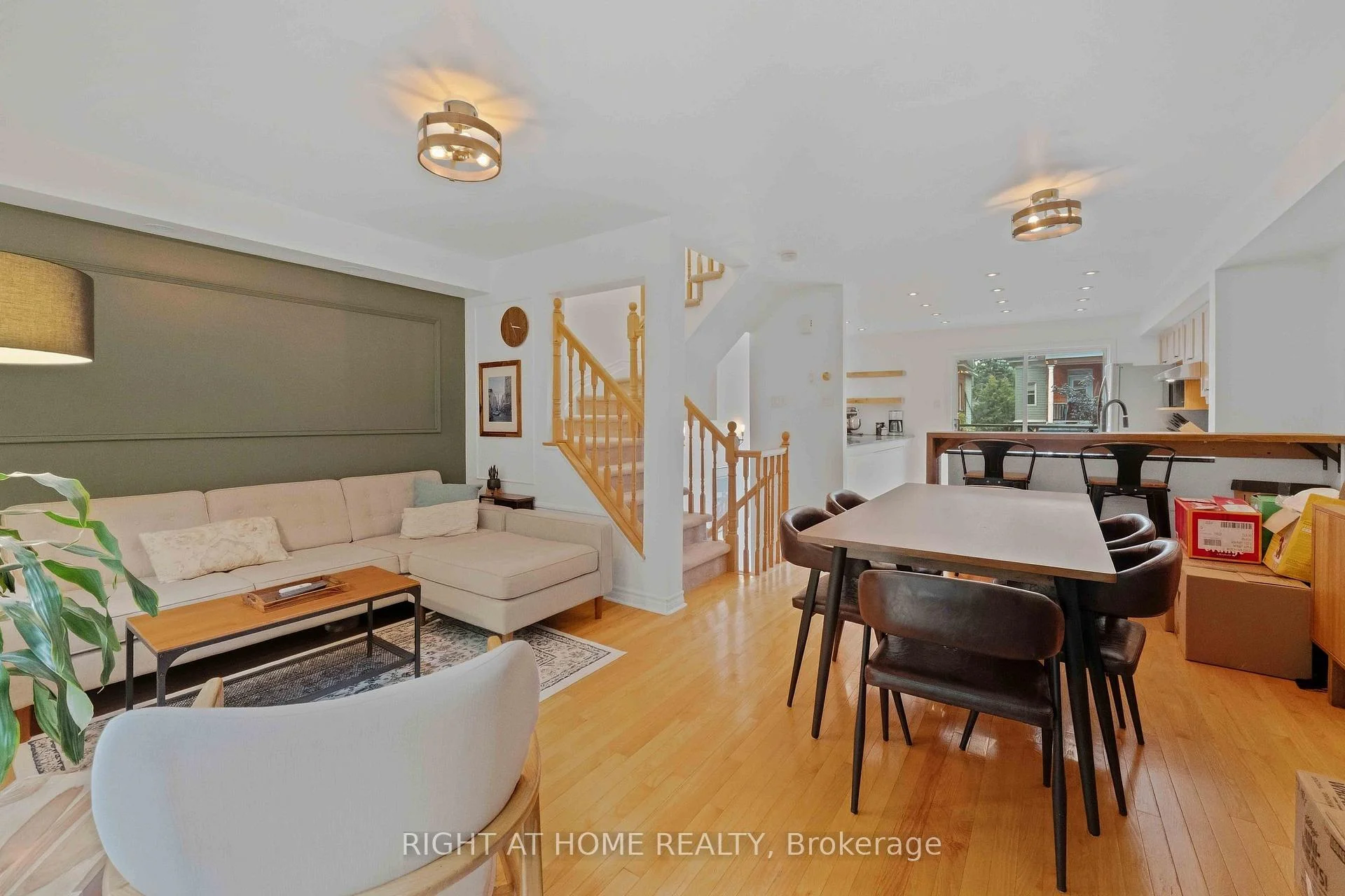 Photo 10 of 581 Lisgar Street, Ottawa, Ottawa Centre — HOMEH