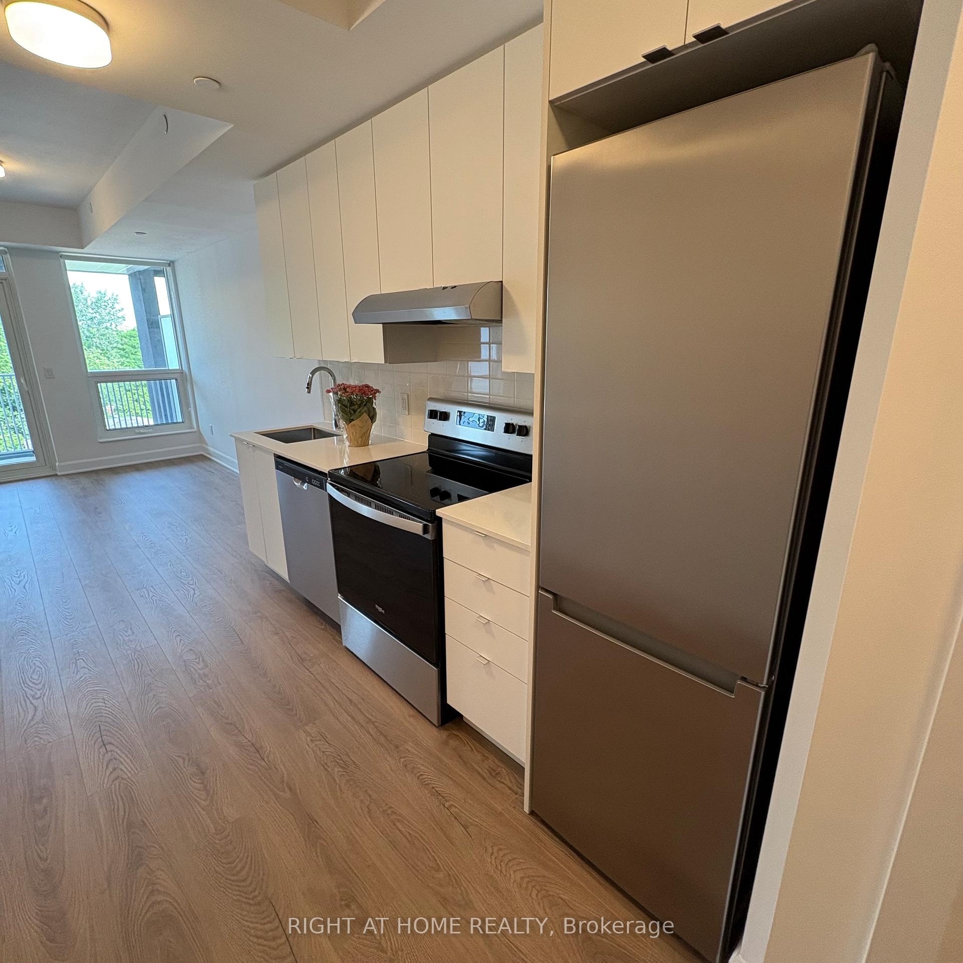 Photo 5 of Unit 430, 3240 William Coltson Avenue, Oakville, Joshua Meadows — HOMEH