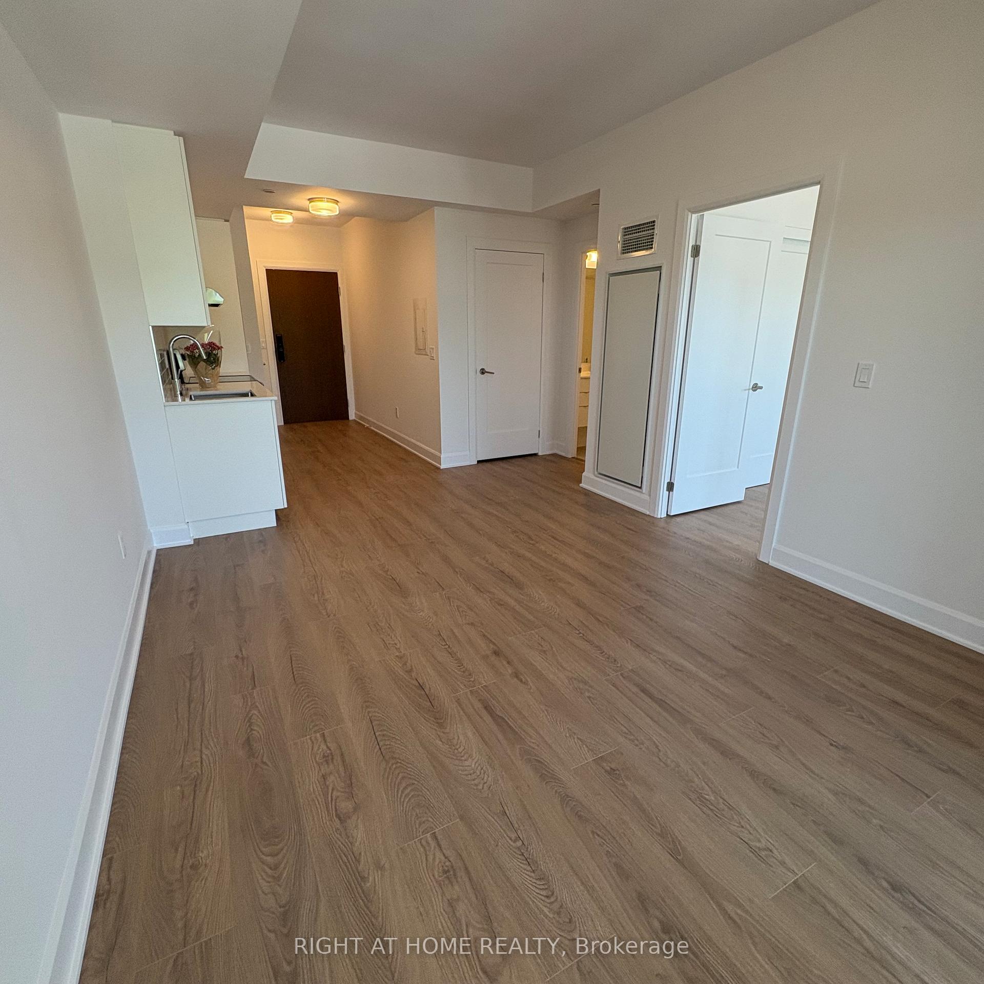 Photo 10 of Unit 430, 3240 William Coltson Avenue, Oakville, Joshua Meadows — HOMEH