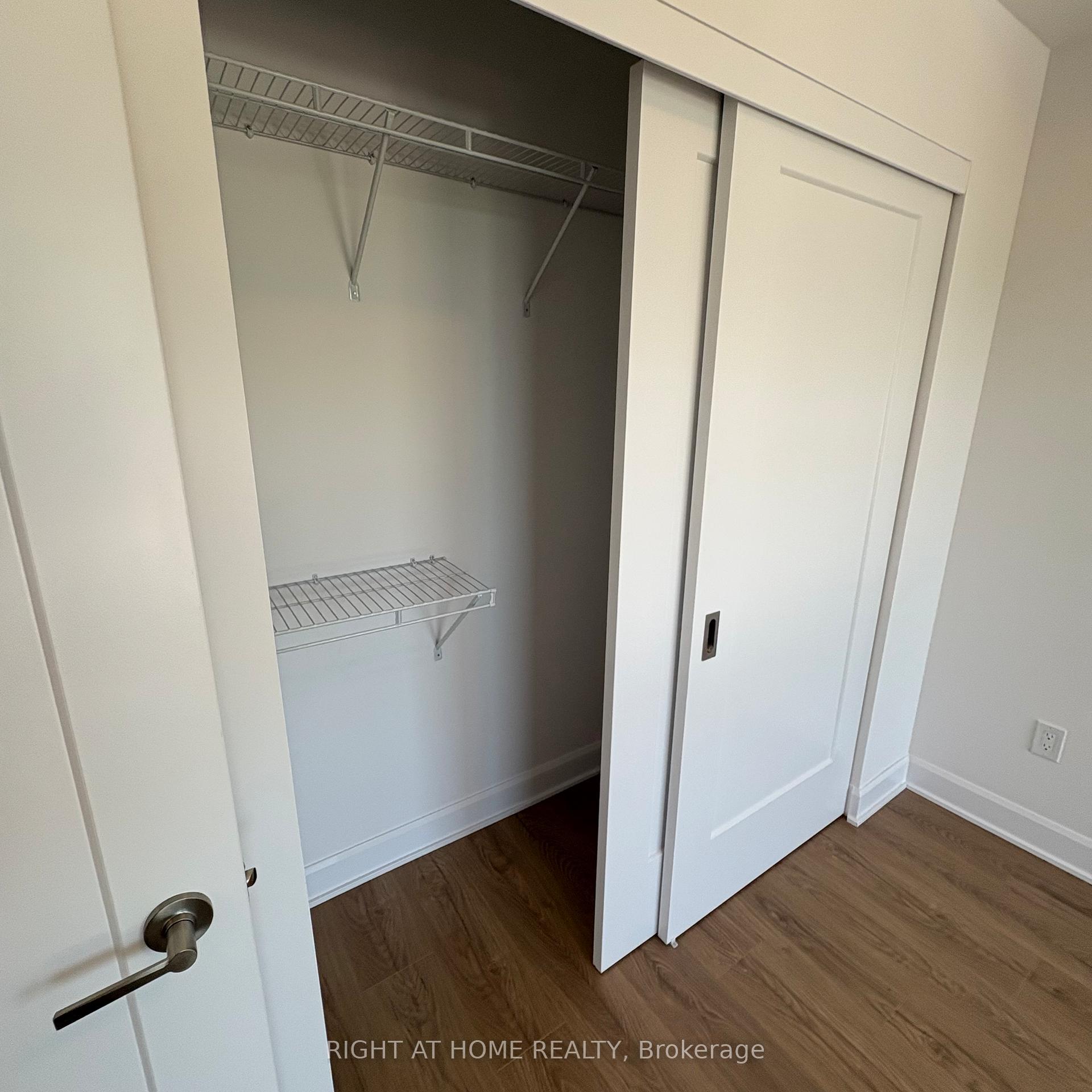 Photo 13 of Unit 430, 3240 William Coltson Avenue, Oakville, Joshua Meadows — HOMEH
