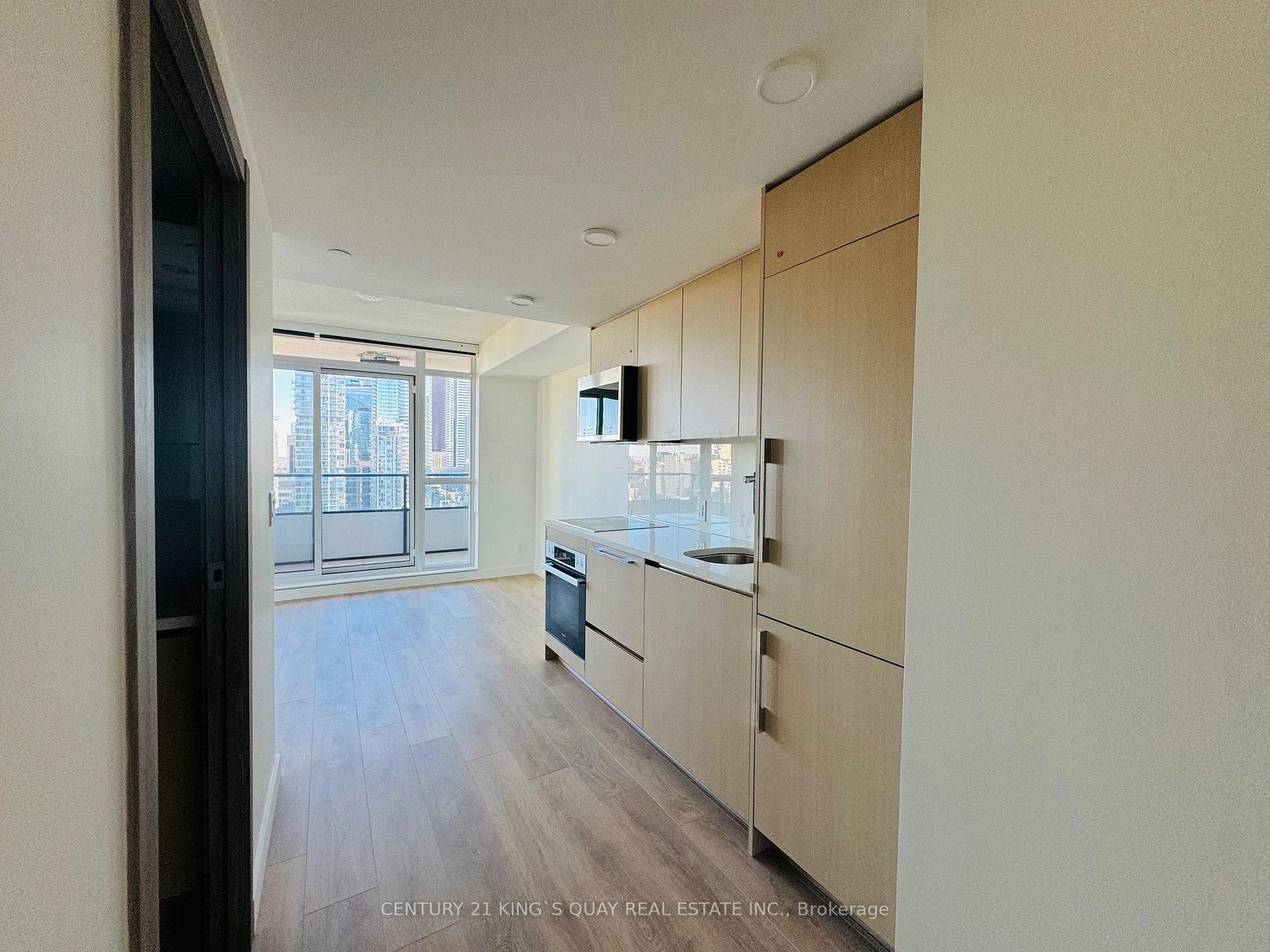 Photo 5 of Unit 3301, 38 Widmer Street, Toronto, Waterfront Communities — HOMEH