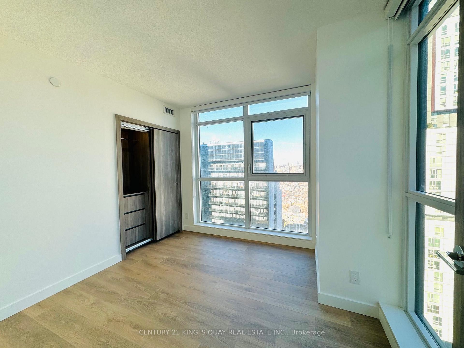Photo 10 of Unit 3301, 38 Widmer Street, Toronto, Waterfront Communities — HOMEH