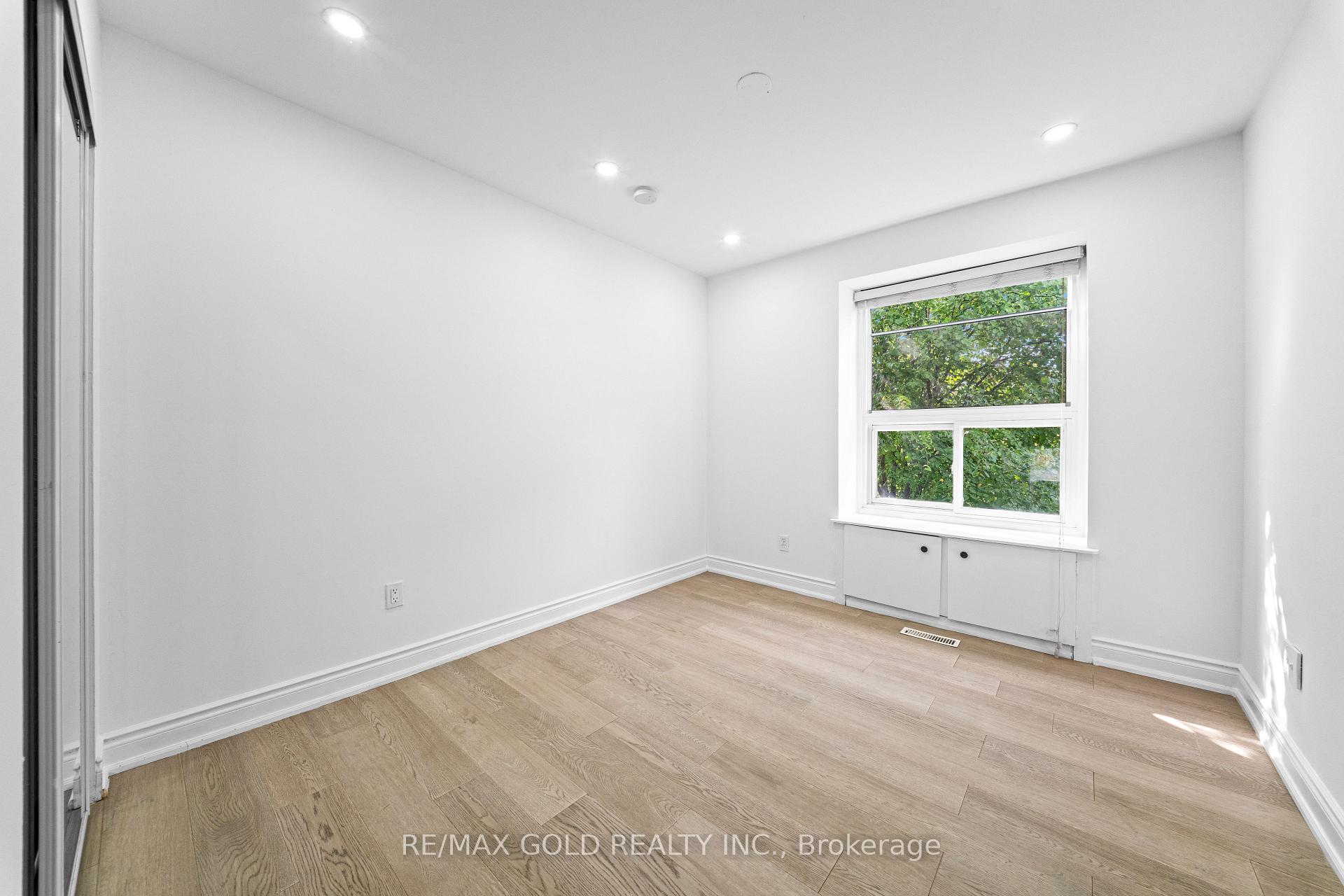 Photo 10 of 88 Goldcrest Road, Brampton, Northgate — HOMEH