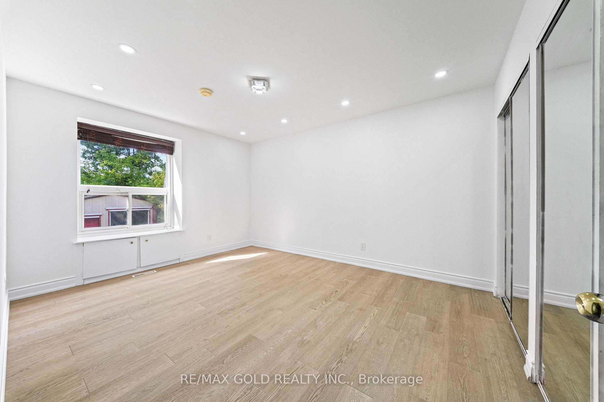 Photo 11 of 88 Goldcrest Road, Brampton, Northgate — HOMEH