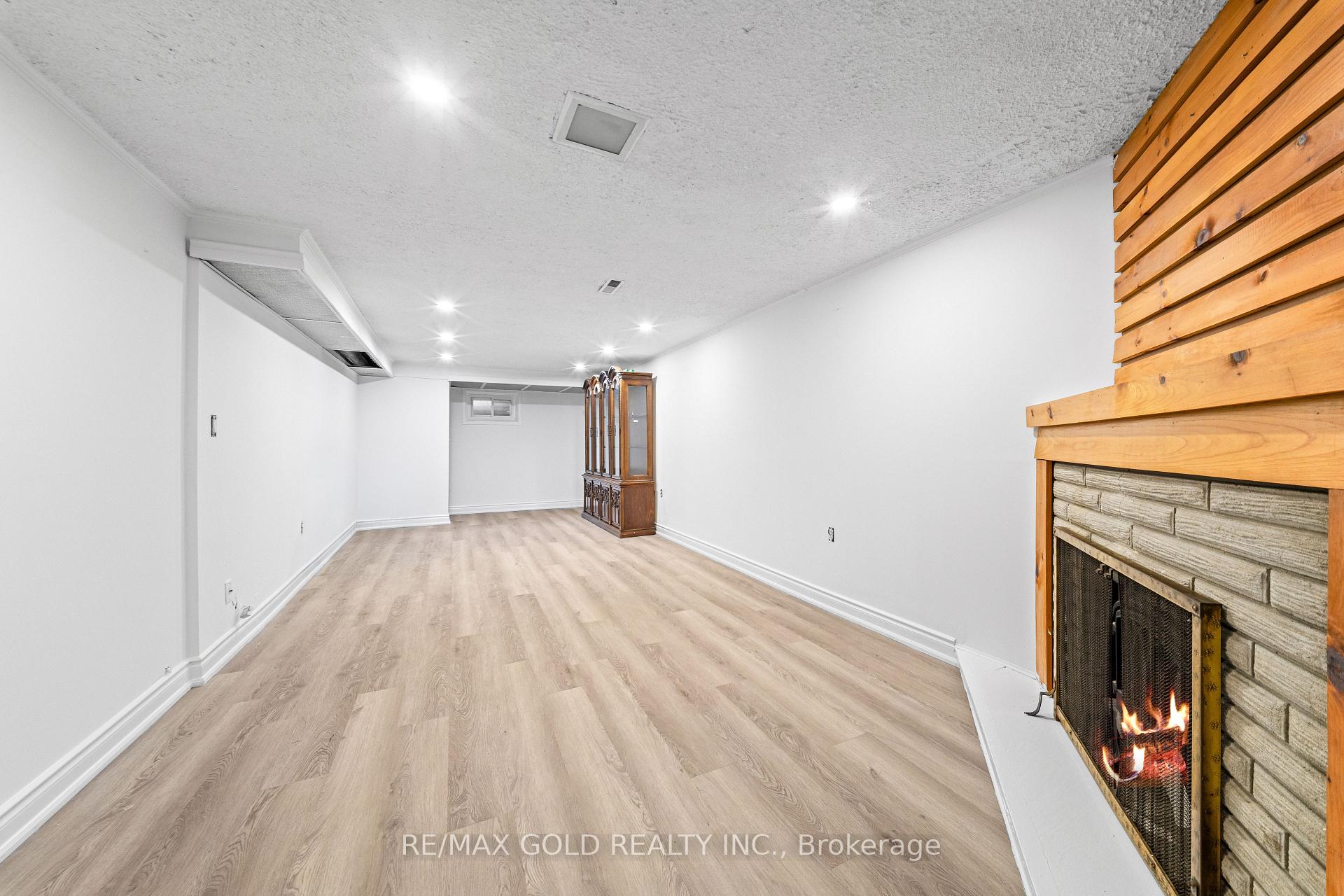 Photo 16 of 88 Goldcrest Road, Brampton, Northgate — HOMEH