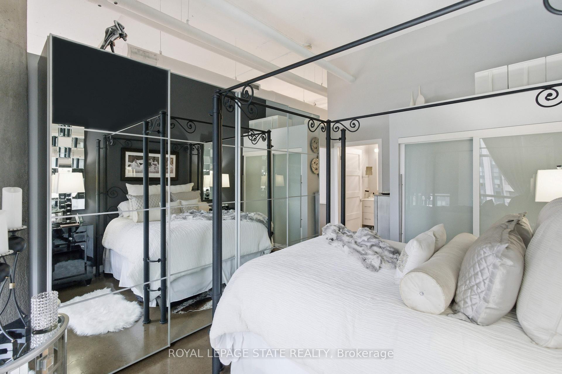 Photo 20 of Unit PH10, 66 Bay Street S, Hamilton, Durand — HOMEH