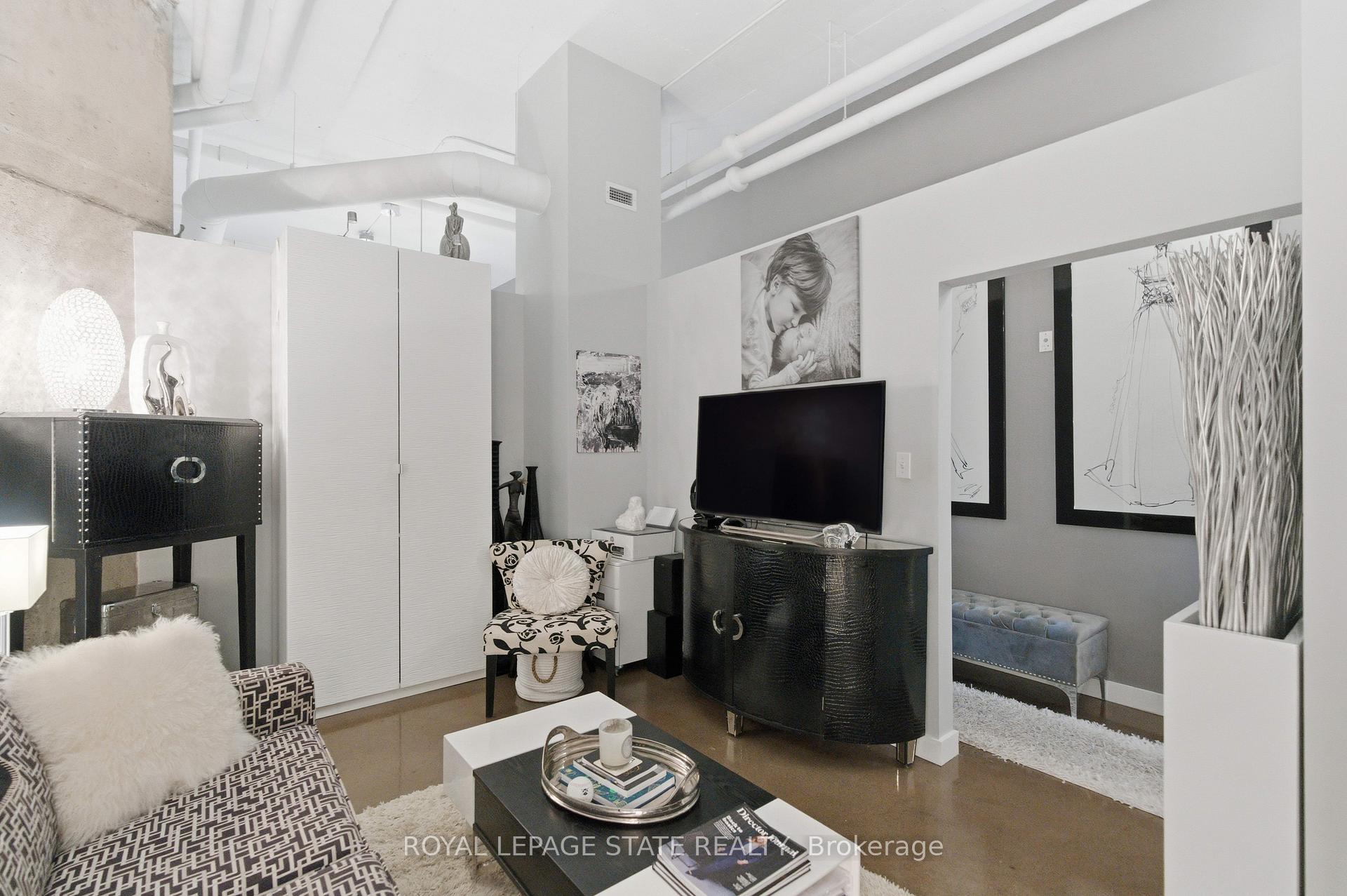 Photo 25 of Unit PH10, 66 Bay Street S, Hamilton, Durand — HOMEH