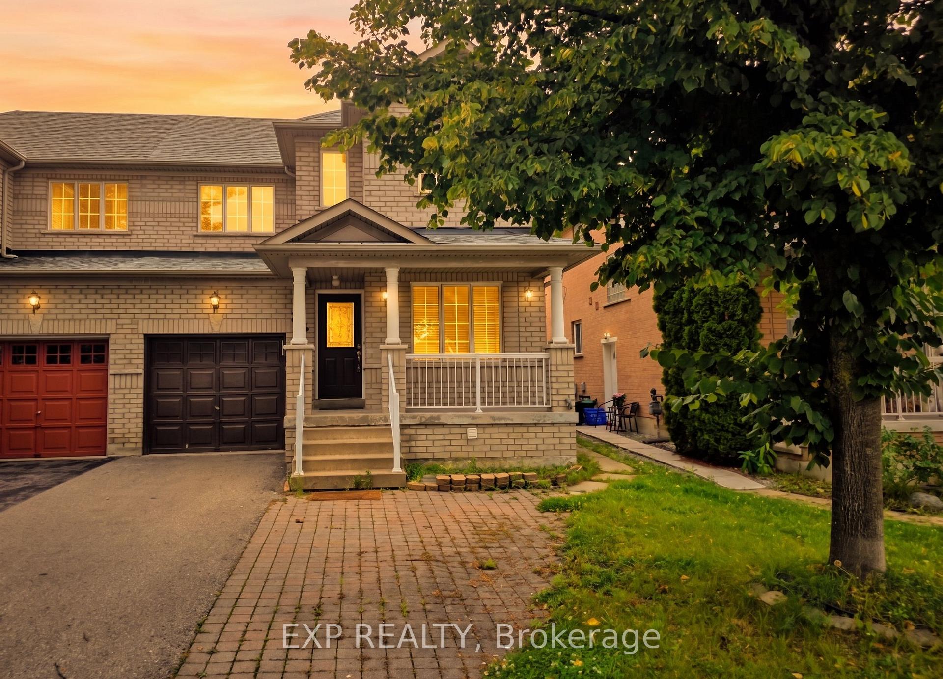 Photo 1 of Unit Upper, 384 Flagstone Way, Newmarket, Woodland Hill — HOMEH