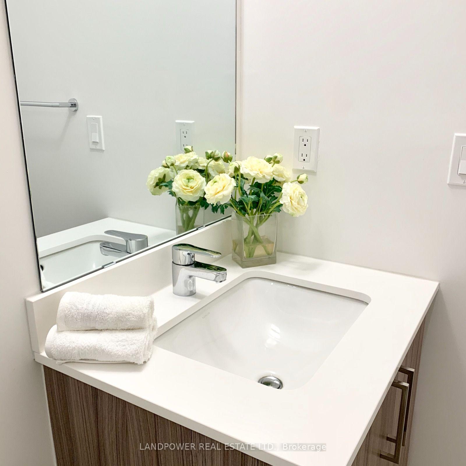 Photo 5 of Unit 109E, 278 Buchanan Drive, Markham, Unionville — HOMEH