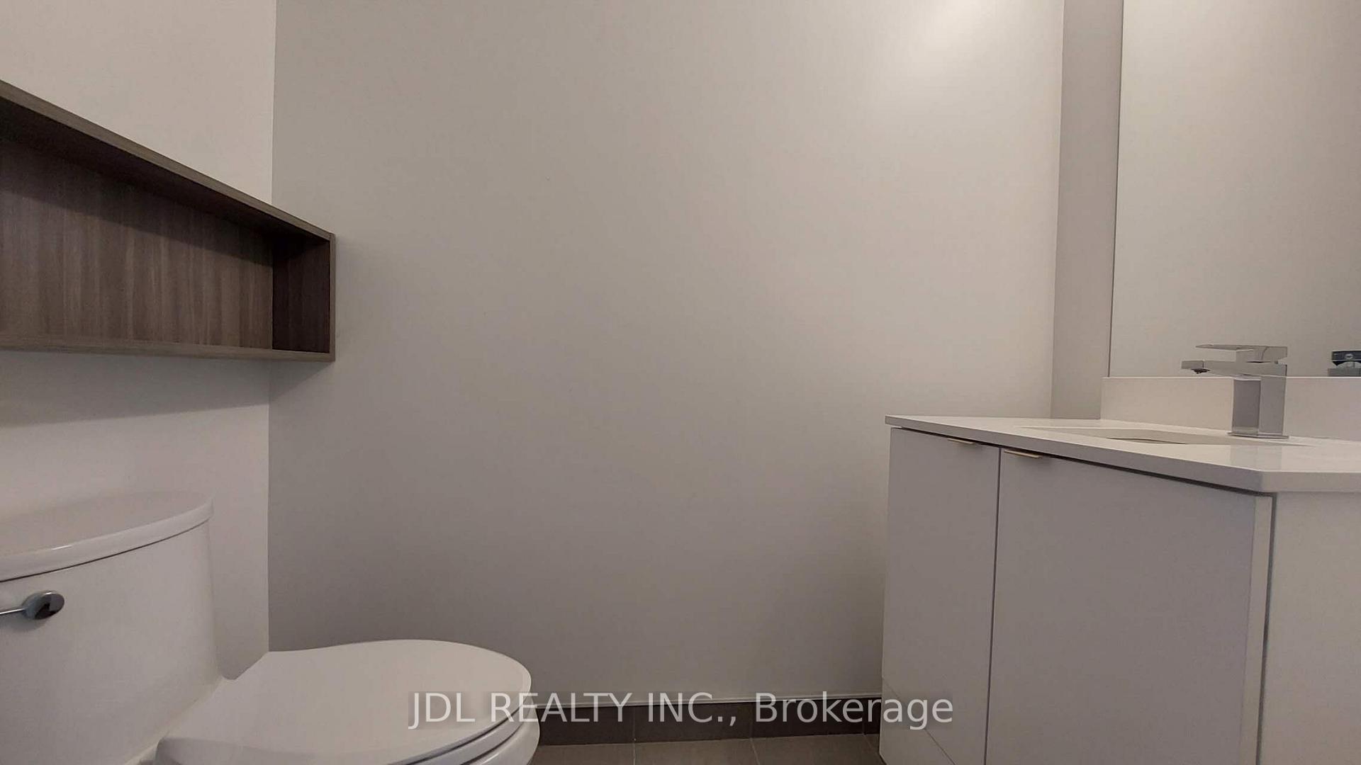 Photo 5 of Unit 1704 E, 70 Princess Street E, Toronto, Waterfront Communities — HOMEH