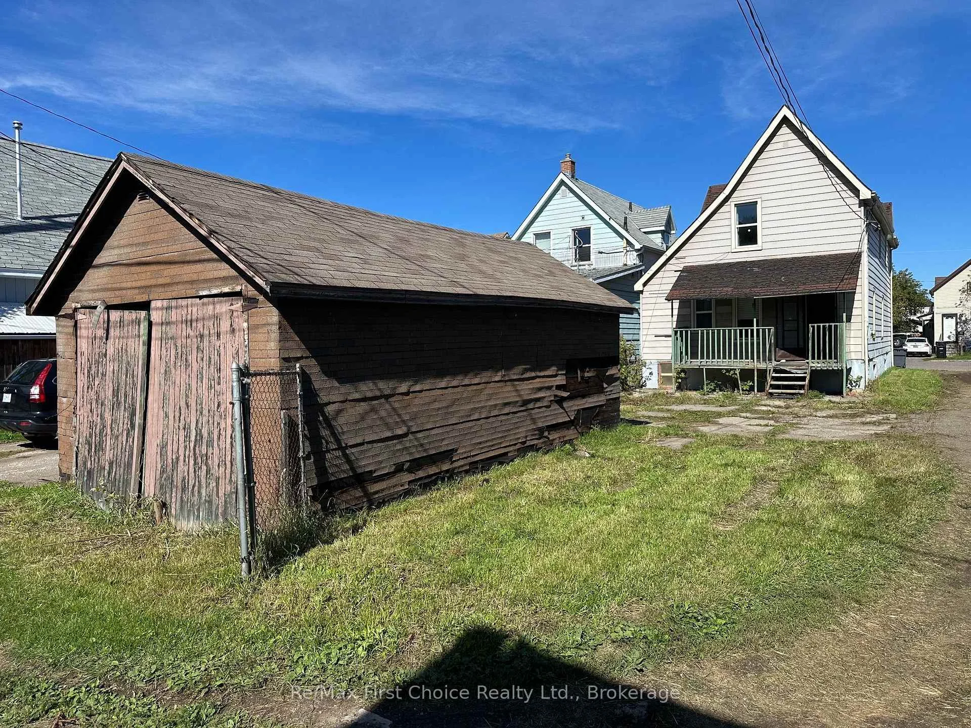Photo 42 of 128 Cumming Street, Thunder Bay, East End — HOMEH