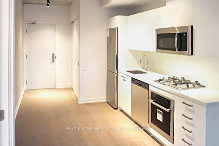 Photo 2 of Unit 527, 39 Brant Street, Toronto, Waterfront Communities — HOMEH