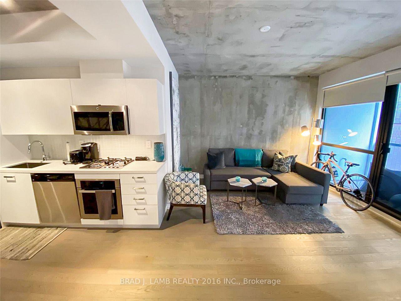 Photo 5 of Unit 527, 39 Brant Street, Toronto, Waterfront Communities — HOMEH