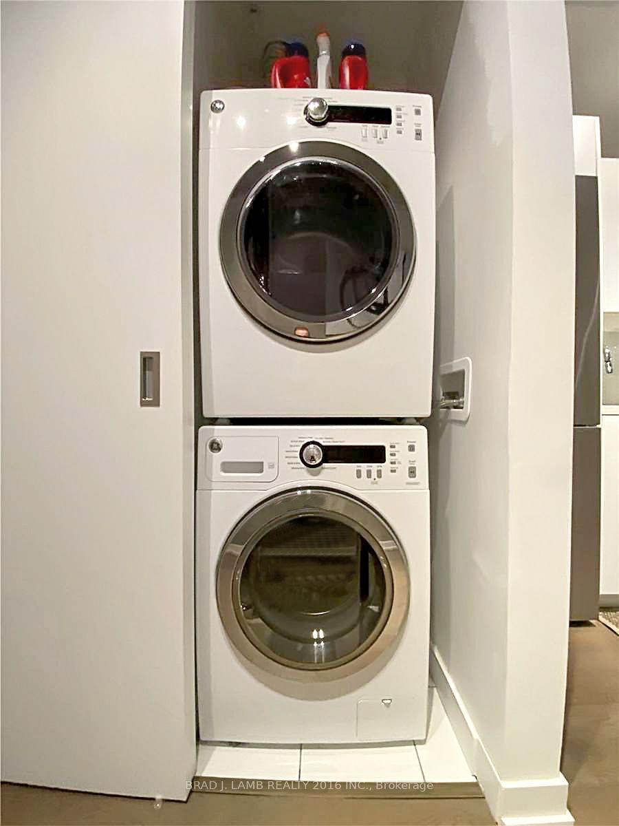 Photo 9 of Unit 527, 39 Brant Street, Toronto, Waterfront Communities — HOMEH
