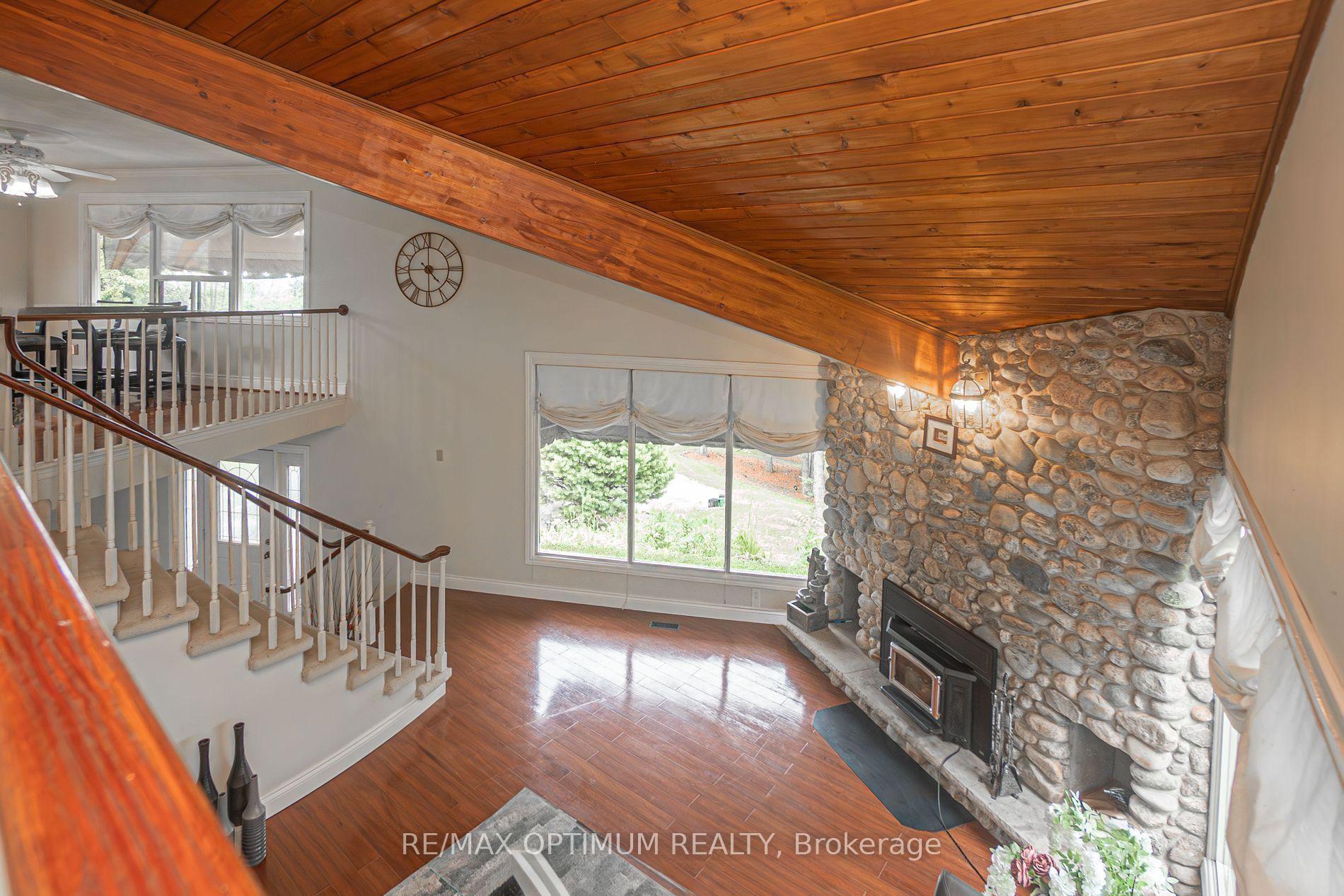 Photo 10 of 10799 15 Side Road, Halton Hills, Rural Halton Hills — HOMEH