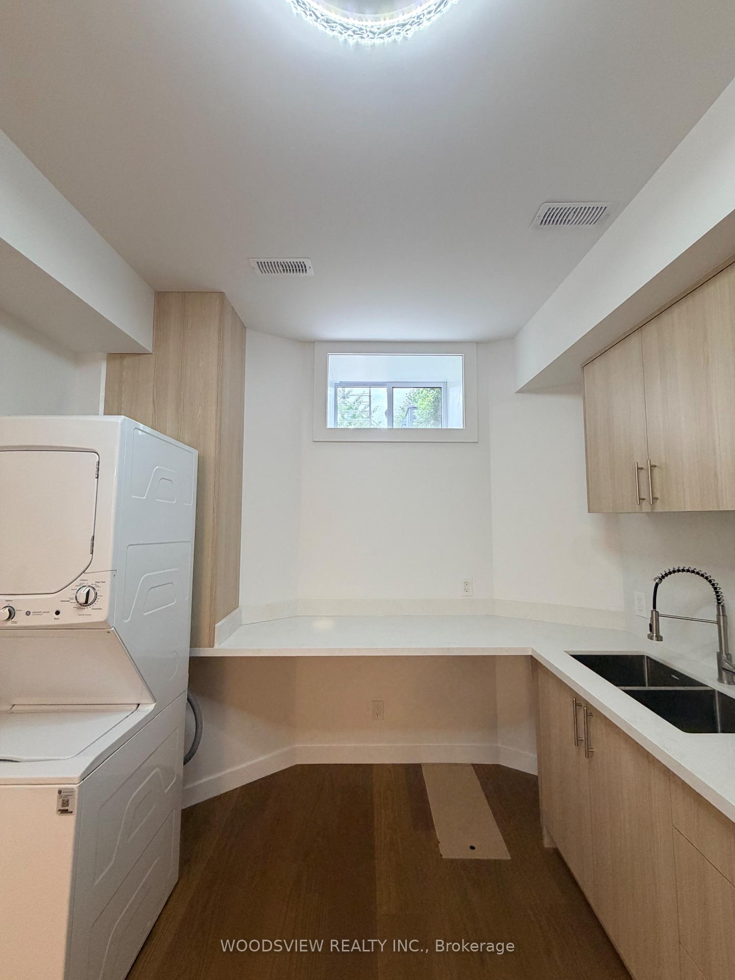 Photo 10 of Unit Lower, 152 Medland Street, Toronto, Junction Area — HOMEH