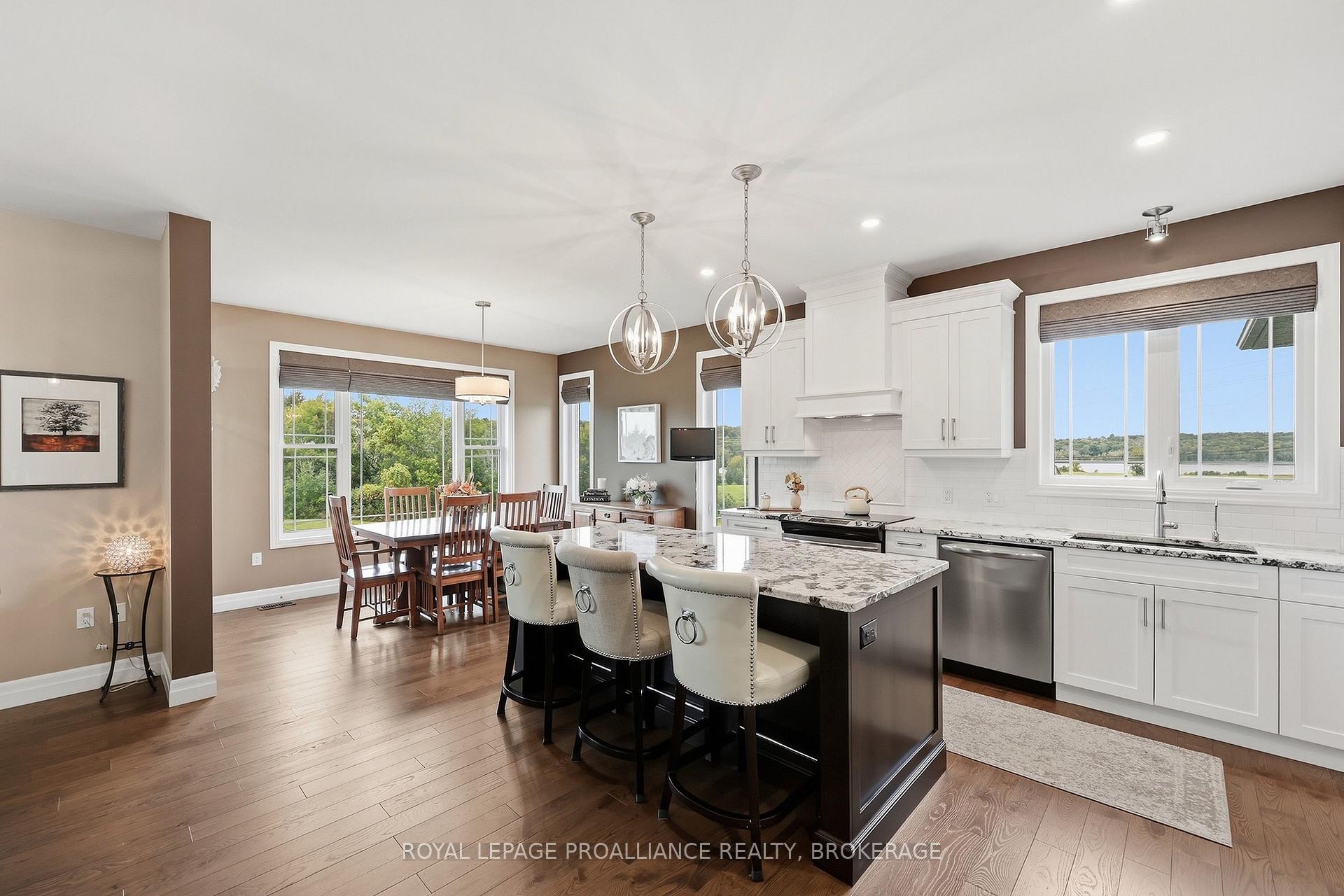 Photo 12 of 4 Sandstone Court, Frontenac, Frontenac South — HOMEH