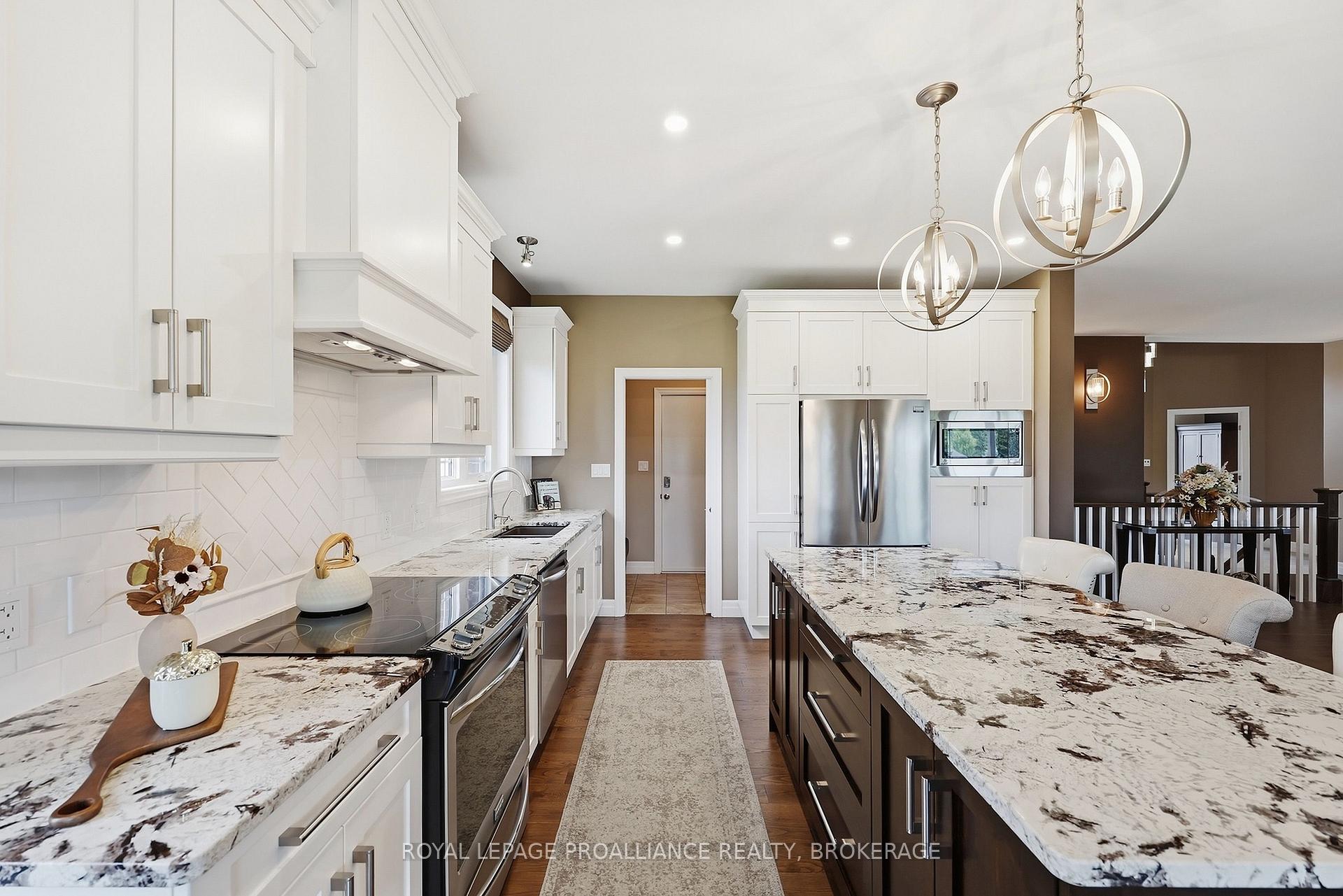 Photo 13 of 4 Sandstone Court, Frontenac, Frontenac South — HOMEH