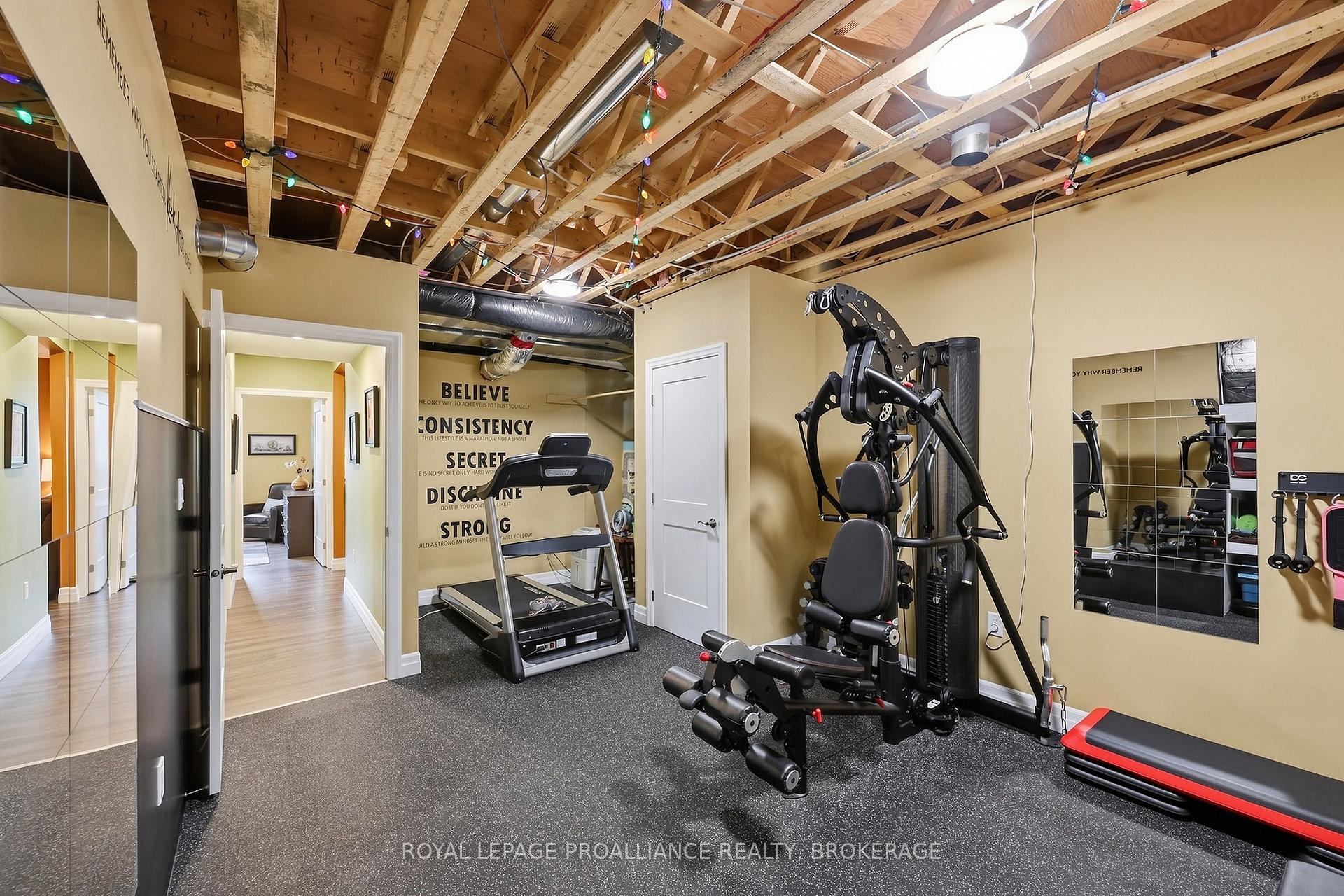 Photo 41 of 4 Sandstone Court, Frontenac, Frontenac South — HOMEH