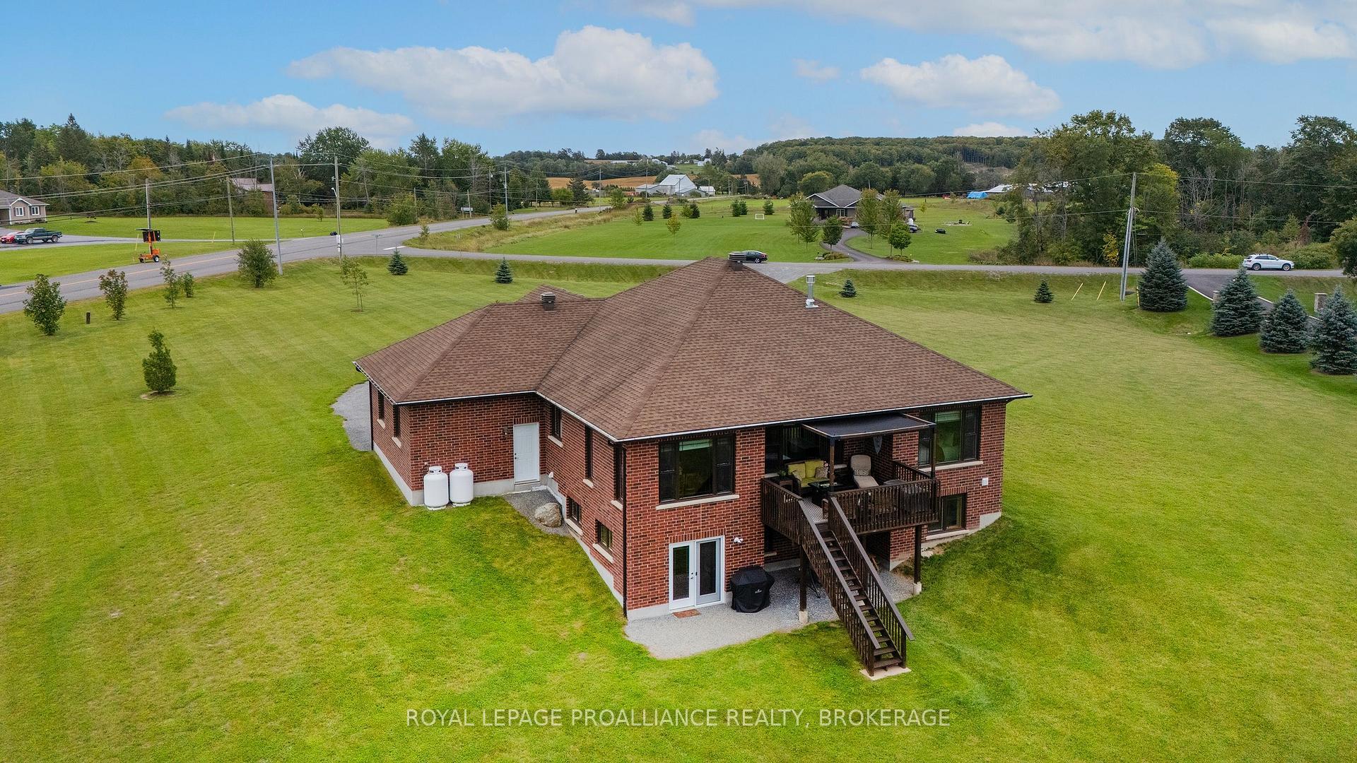 Photo 45 of 4 Sandstone Court, Frontenac, Frontenac South — HOMEH