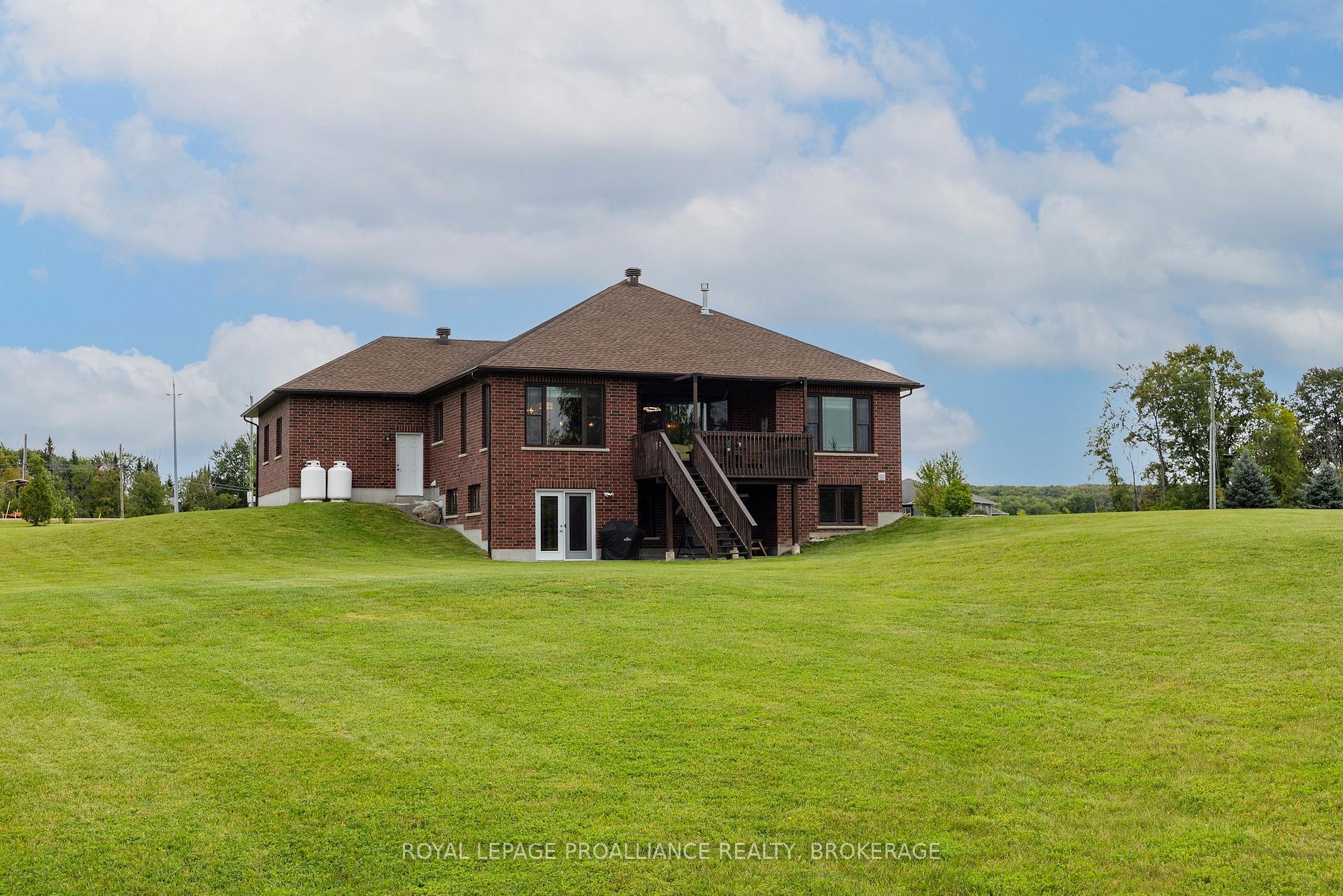 Photo 46 of 4 Sandstone Court, Frontenac, Frontenac South — HOMEH