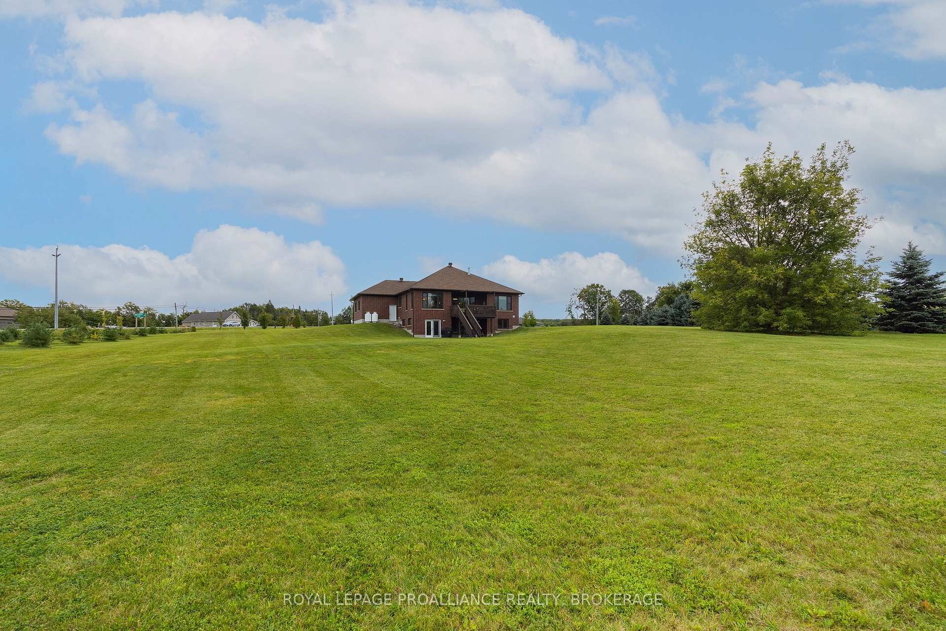 Photo 47 of 4 Sandstone Court, Frontenac, Frontenac South — HOMEH