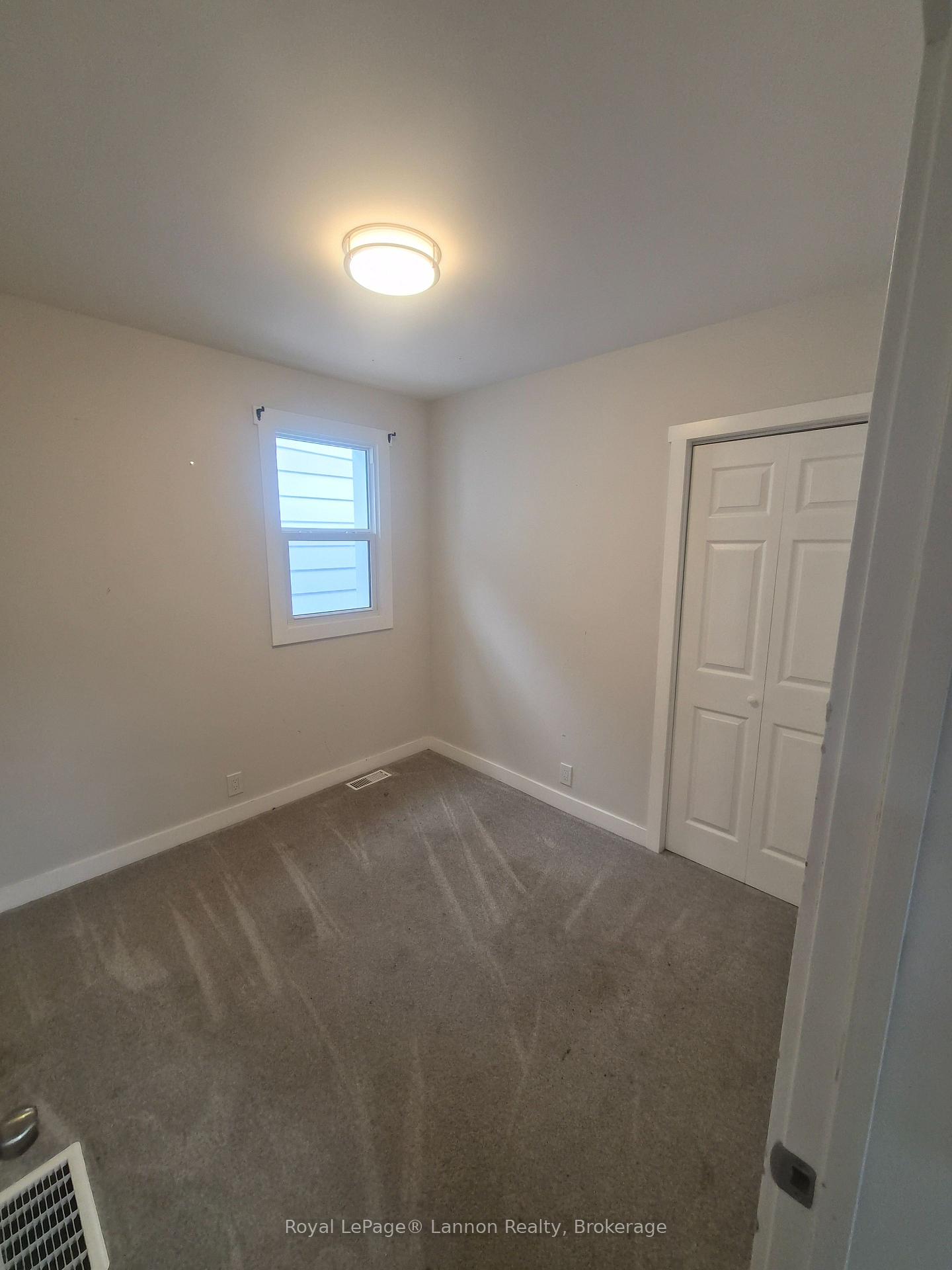Photo 10 of 500 Wiley Street, Thunder Bay, East End — HOMEH