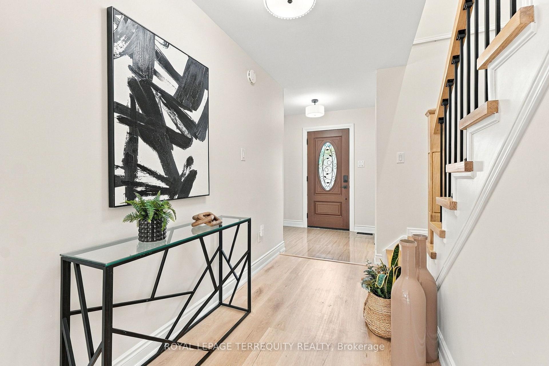 Photo 6 of 3154 Coldstream Road, Mississauga, Erin Mills — HOMEH