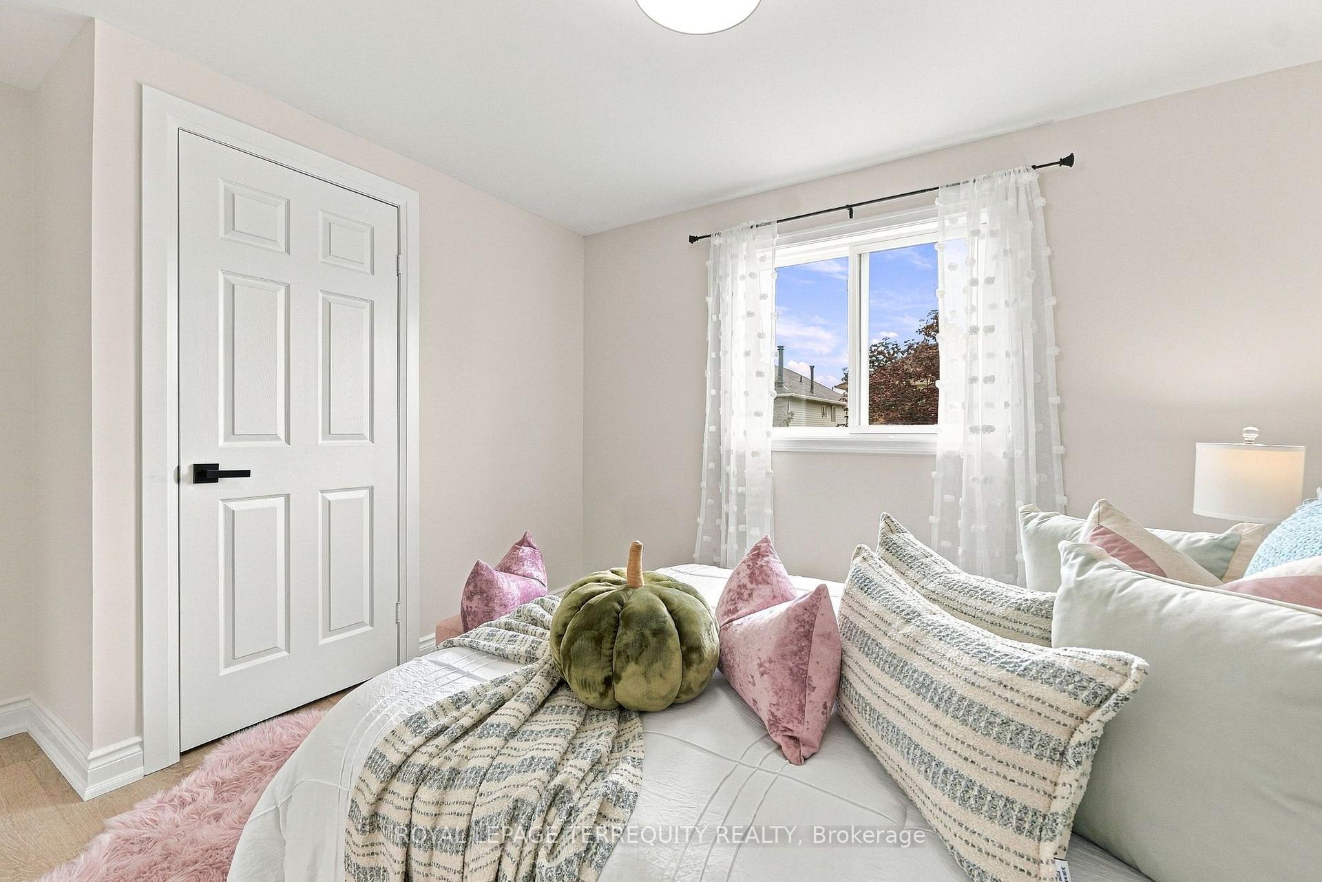 Photo 29 of 3154 Coldstream Road, Mississauga, Erin Mills — HOMEH