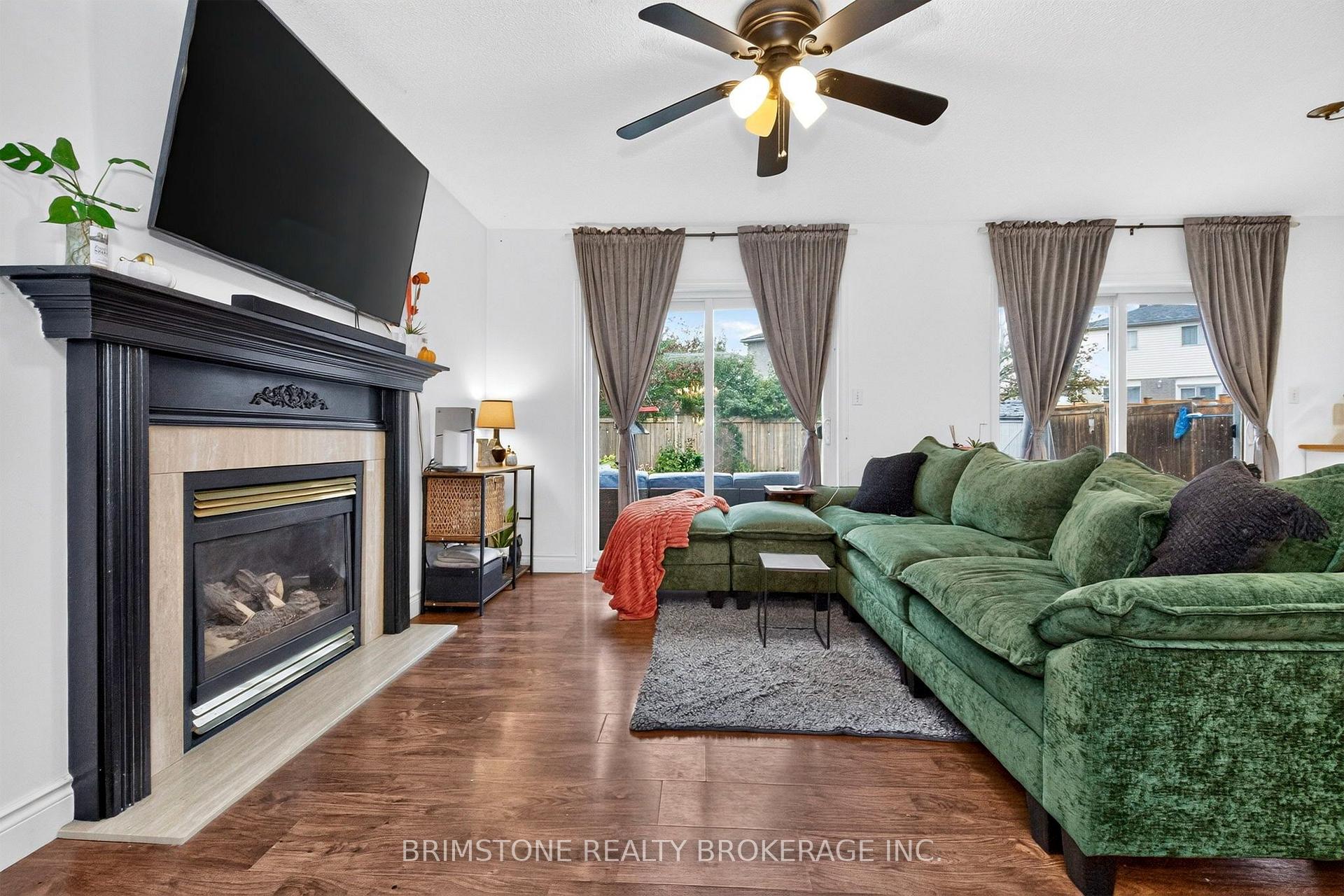 Photo 15 of 32 Wessenger Drive, Barrie, Holly — HOMEH