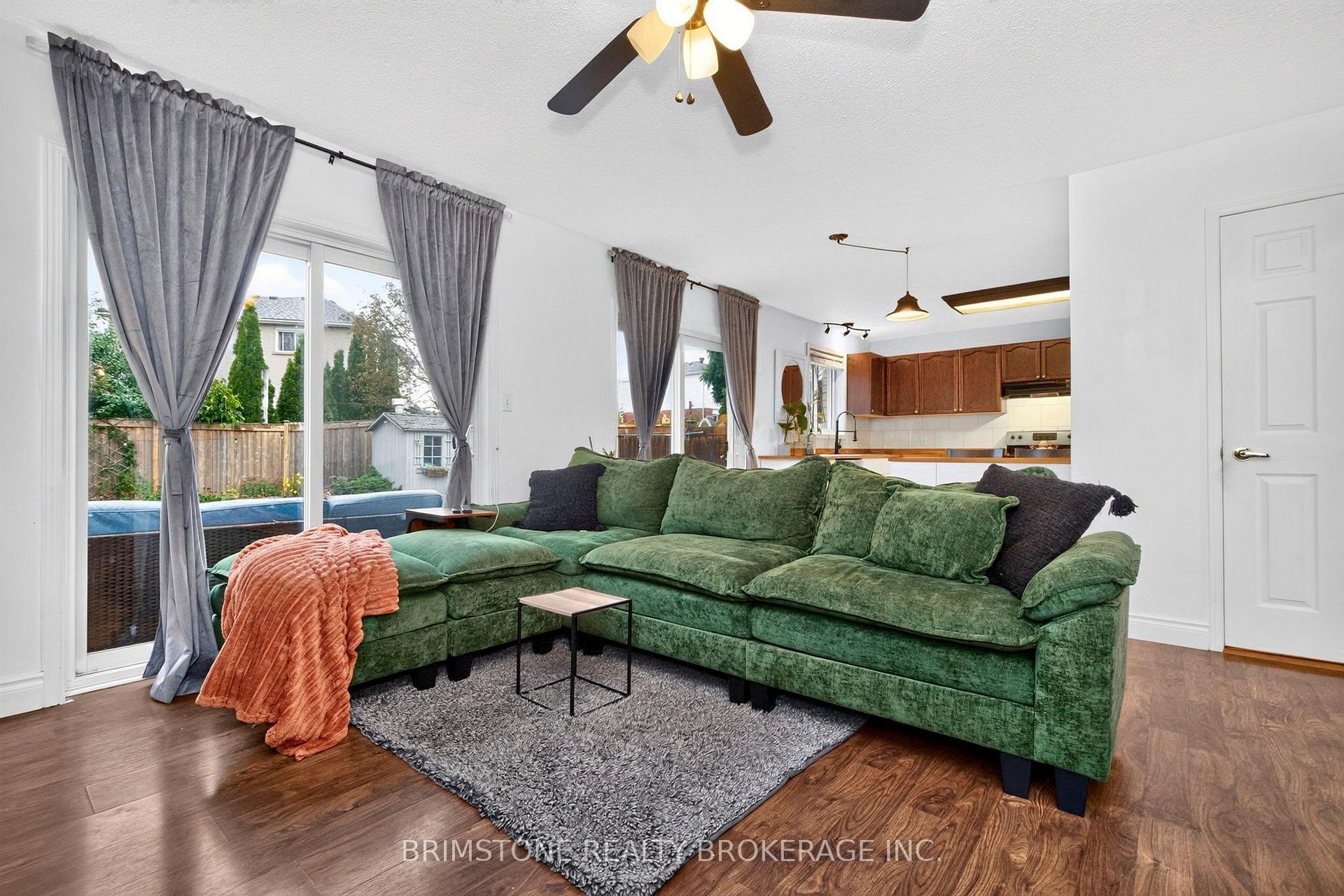 Photo 16 of 32 Wessenger Drive, Barrie, Holly — HOMEH
