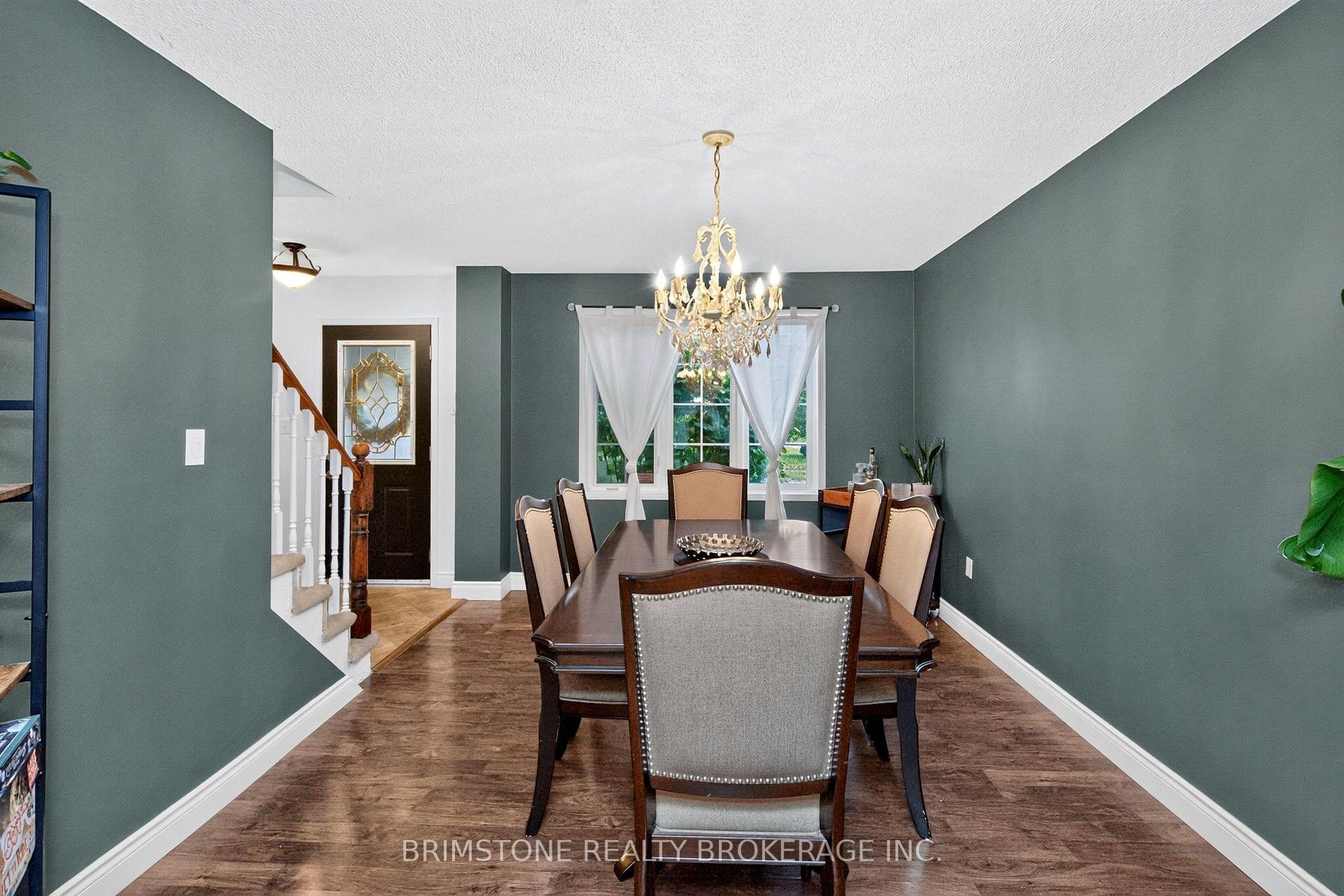 Photo 17 of 32 Wessenger Drive, Barrie, Holly — HOMEH