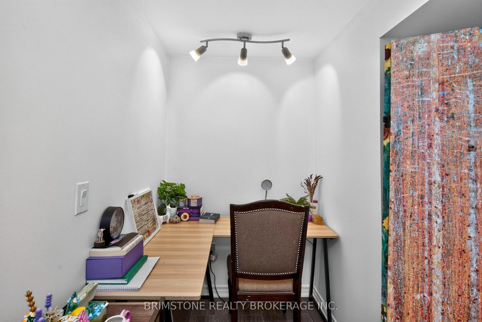 Photo 31 of 32 Wessenger Drive, Barrie, Holly — HOMEH