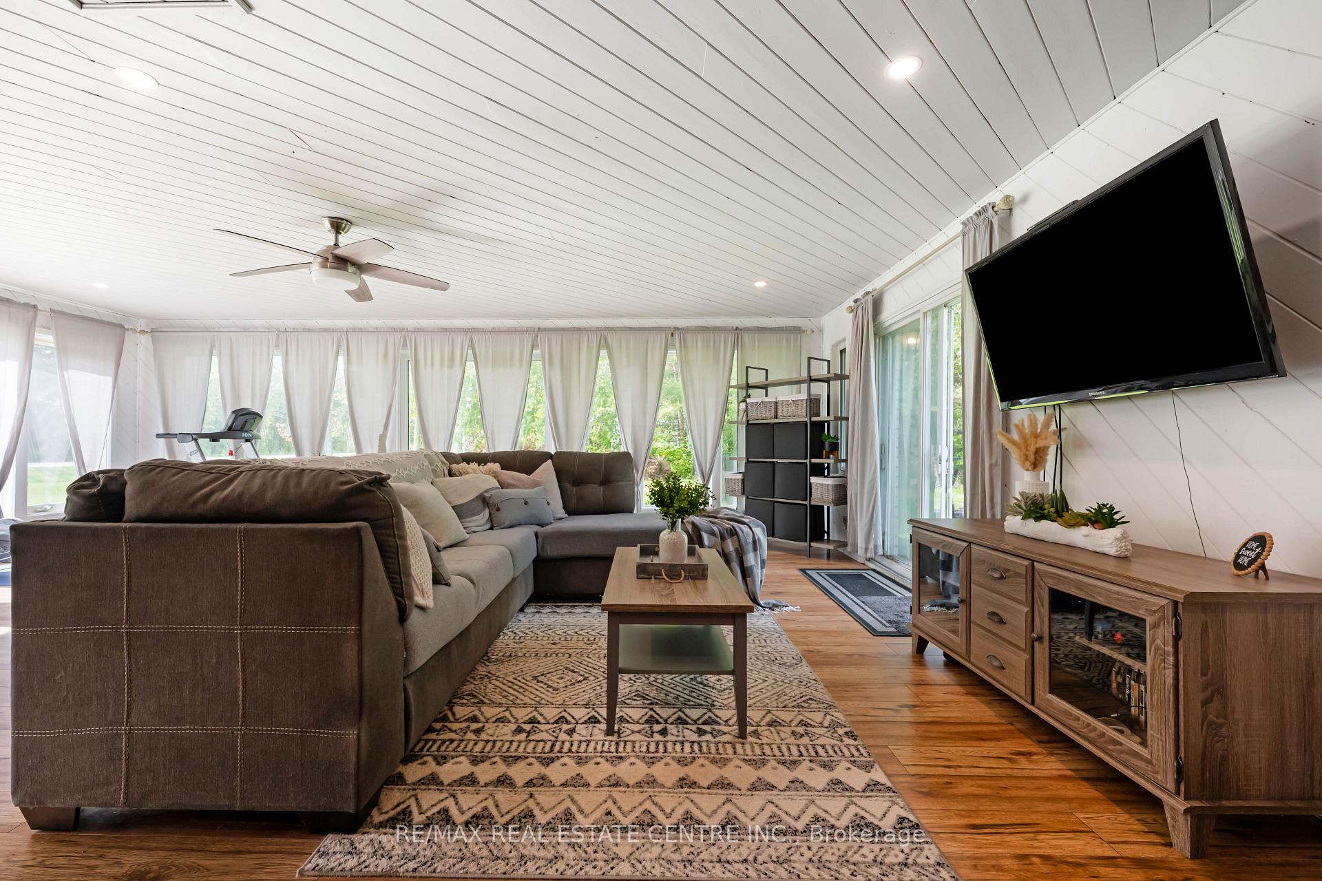 Photo 12 of 2570 Creemore Avenue, Clearview, Rural Clearview — HOMEH