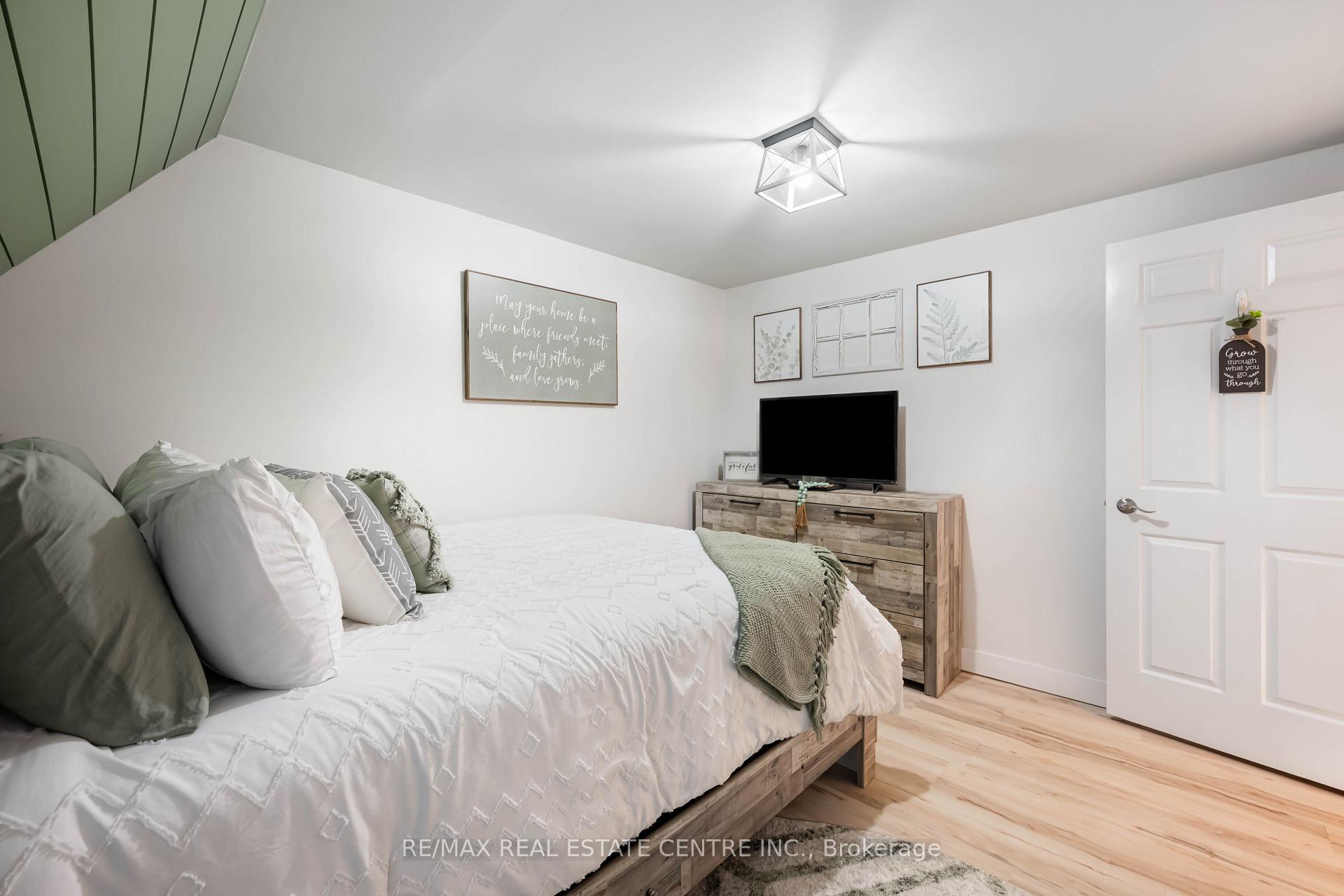 Photo 19 of 2570 Creemore Avenue, Clearview, Rural Clearview — HOMEH