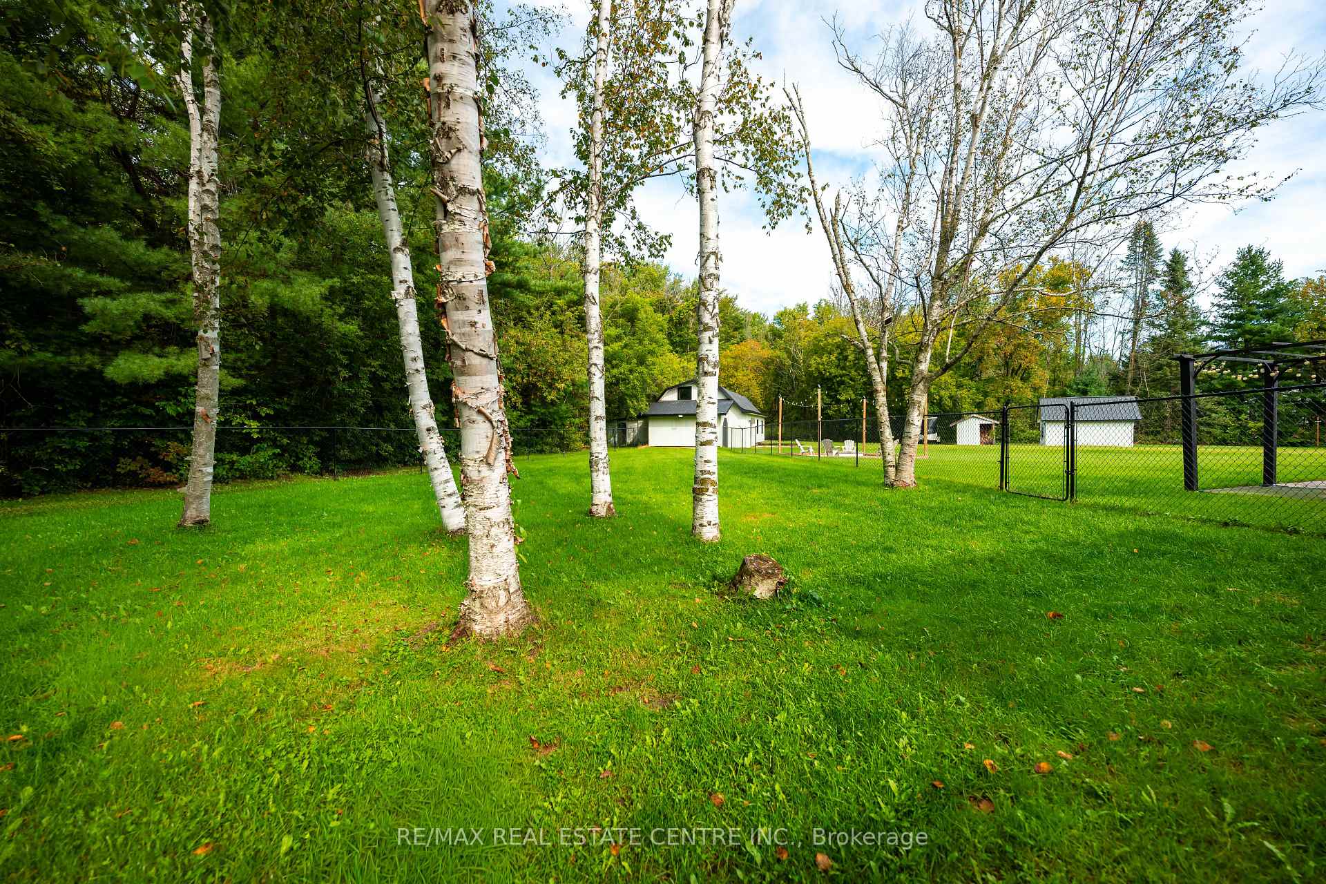 Photo 48 of 2570 Creemore Avenue, Clearview, Rural Clearview — HOMEH