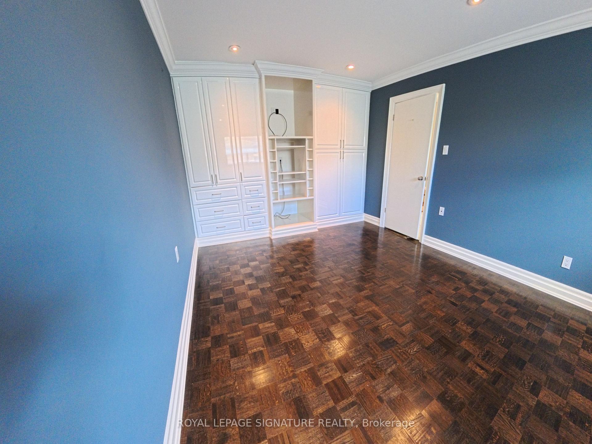 Photo 9 of 3612 Birchmeadow Crescent, Mississauga, Applewood — HOMEH
