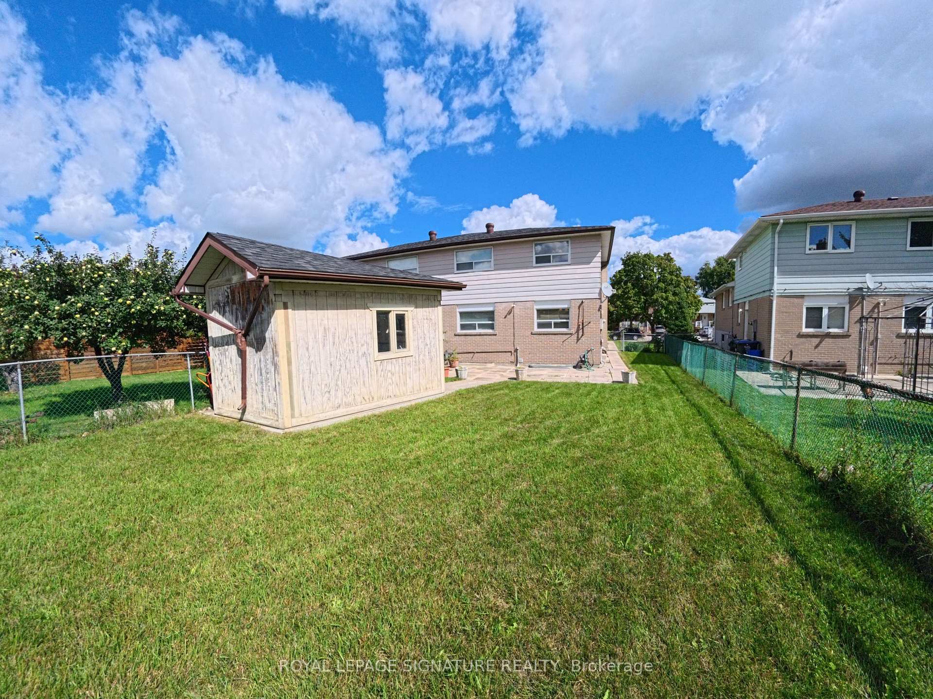 Photo 23 of 3612 Birchmeadow Crescent, Mississauga, Applewood — HOMEH