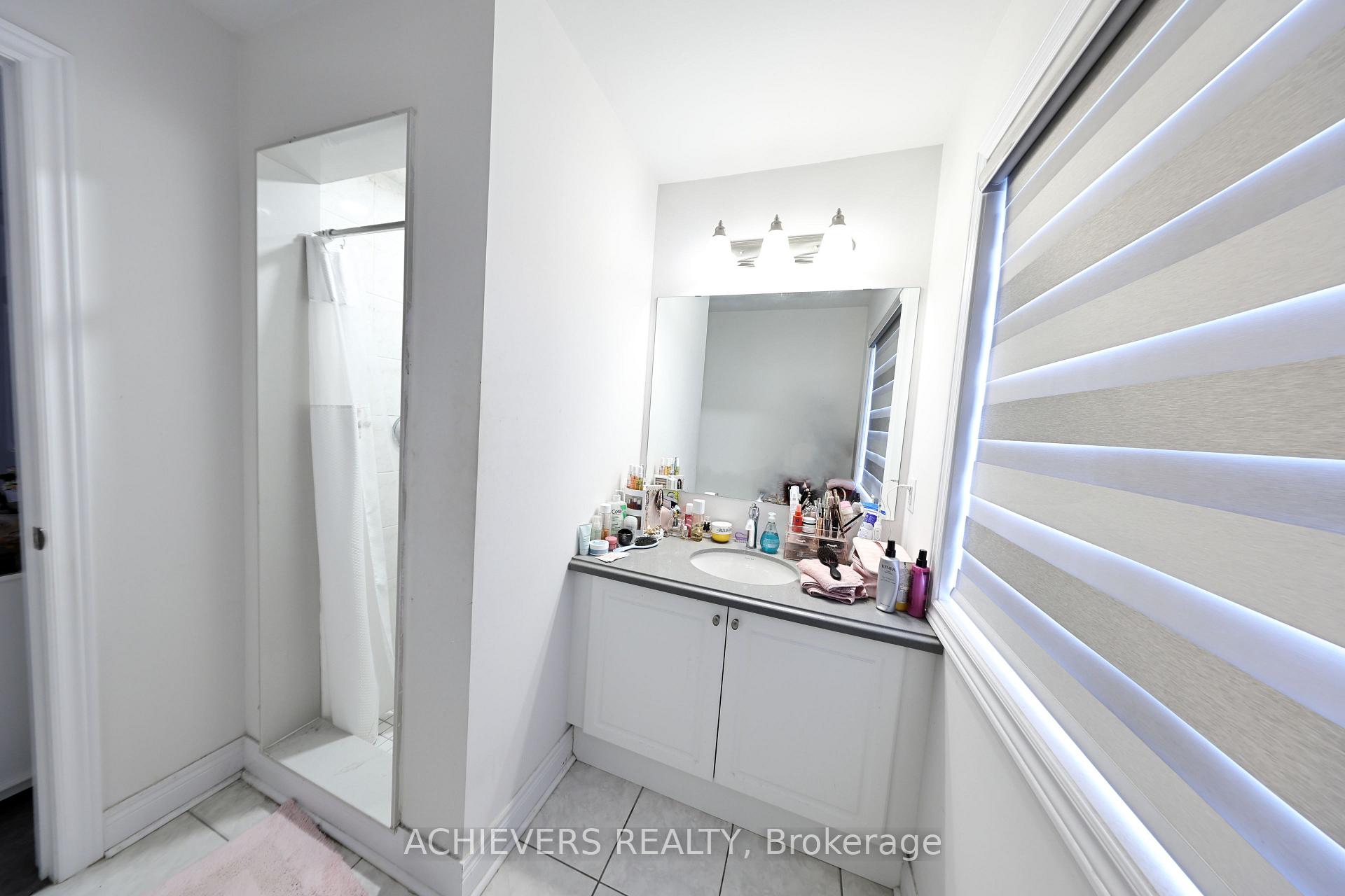 Photo 28 of 52 Branigan Crescent, Halton Hills, Georgetown — HOMEH