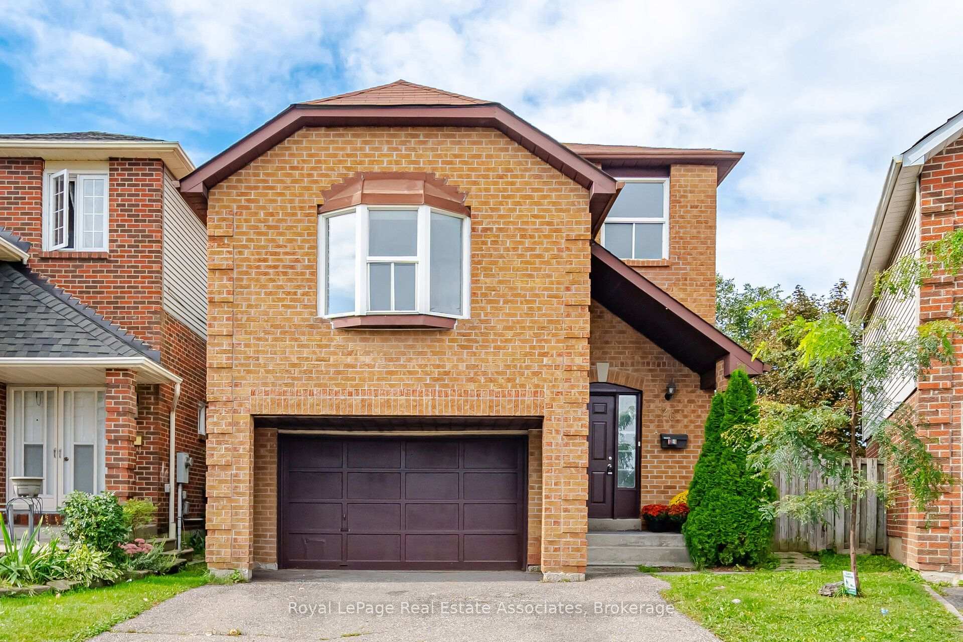 Photo 1 of 26 Sheldrake Court, Brampton, Brampton South — HOMEH