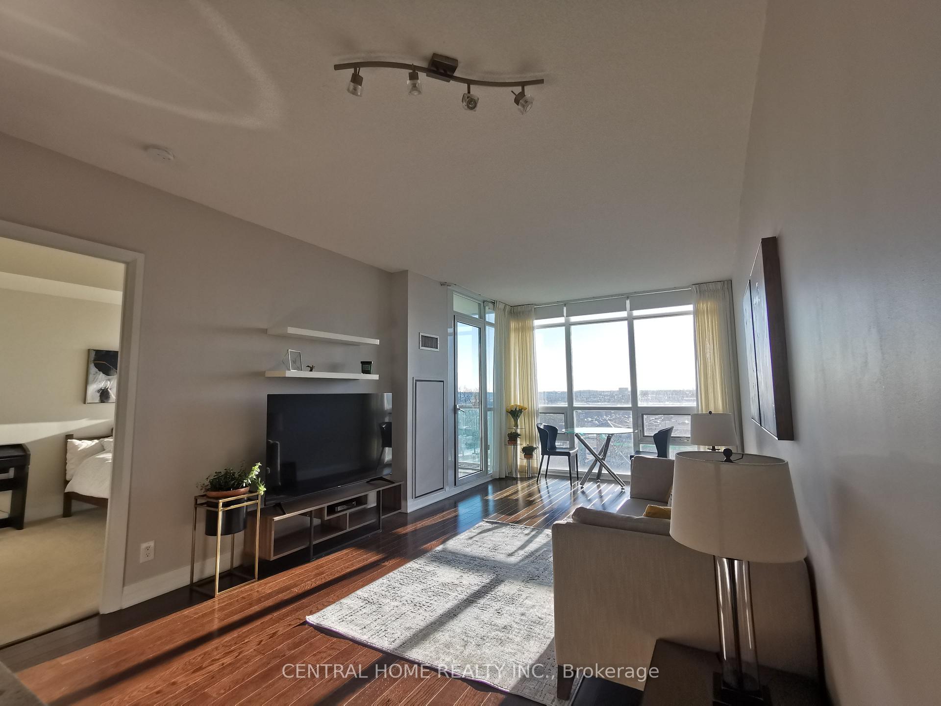 Front of Unit 613, 1055 Southdown Road