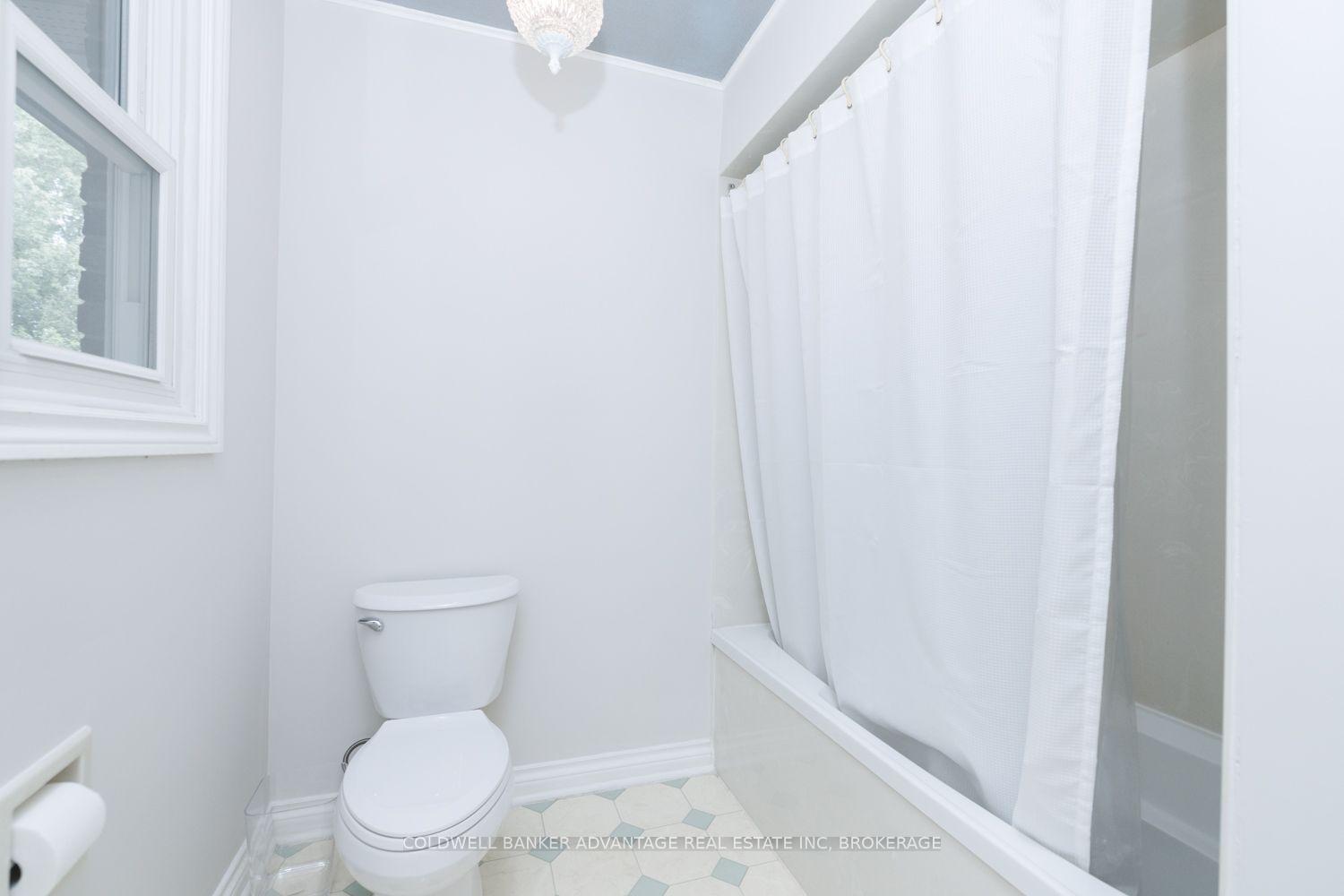 Photo 28 of 16 Willowdale Court, Pelham, Fonthill — HOMEH