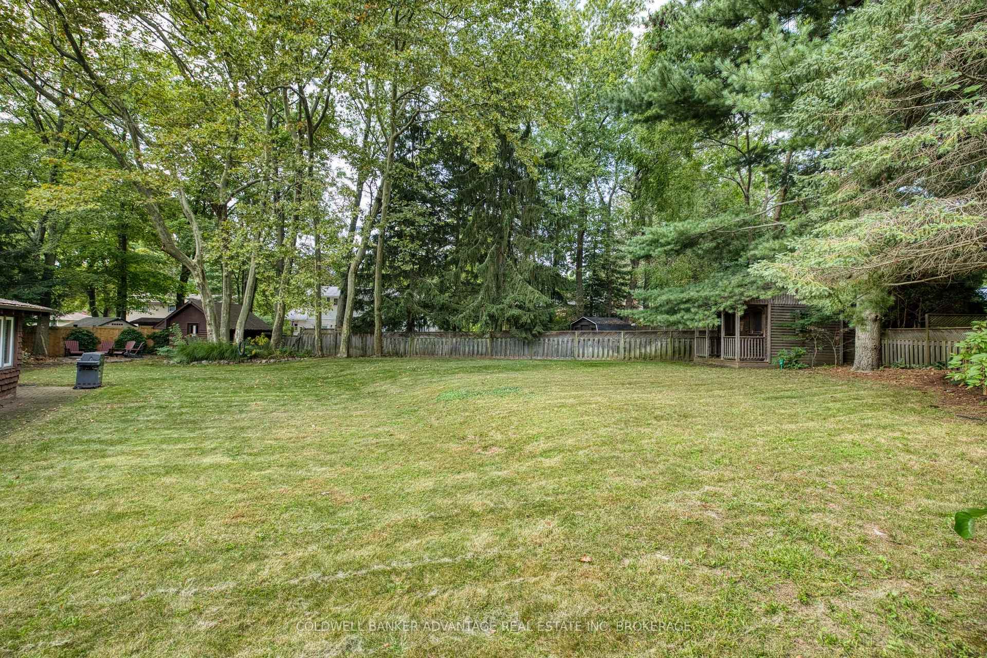 Photo 41 of 16 Willowdale Court, Pelham, Fonthill — HOMEH