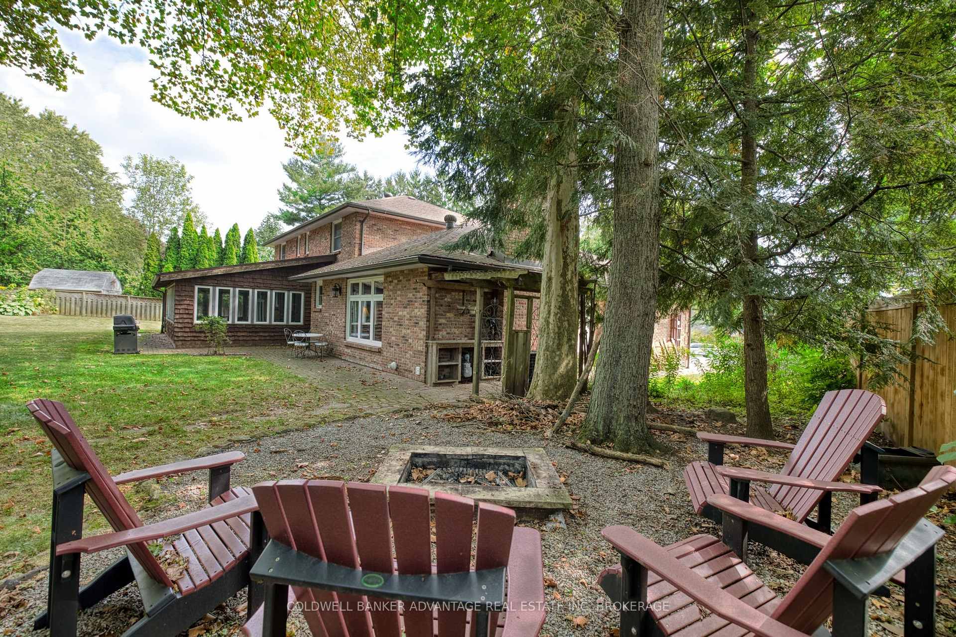 Photo 43 of 16 Willowdale Court, Pelham, Fonthill — HOMEH